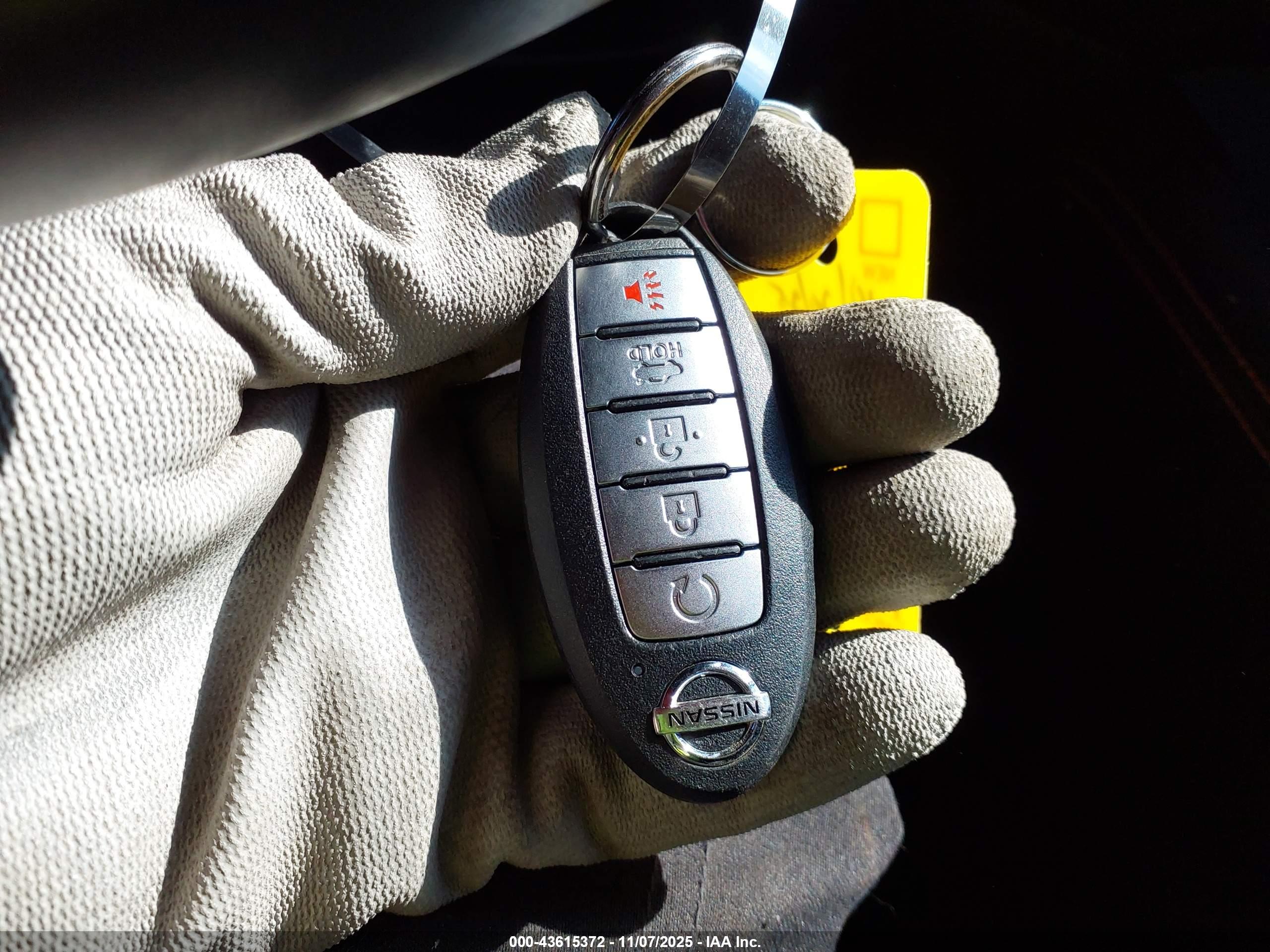 NISSAN ALTIMA image 11
