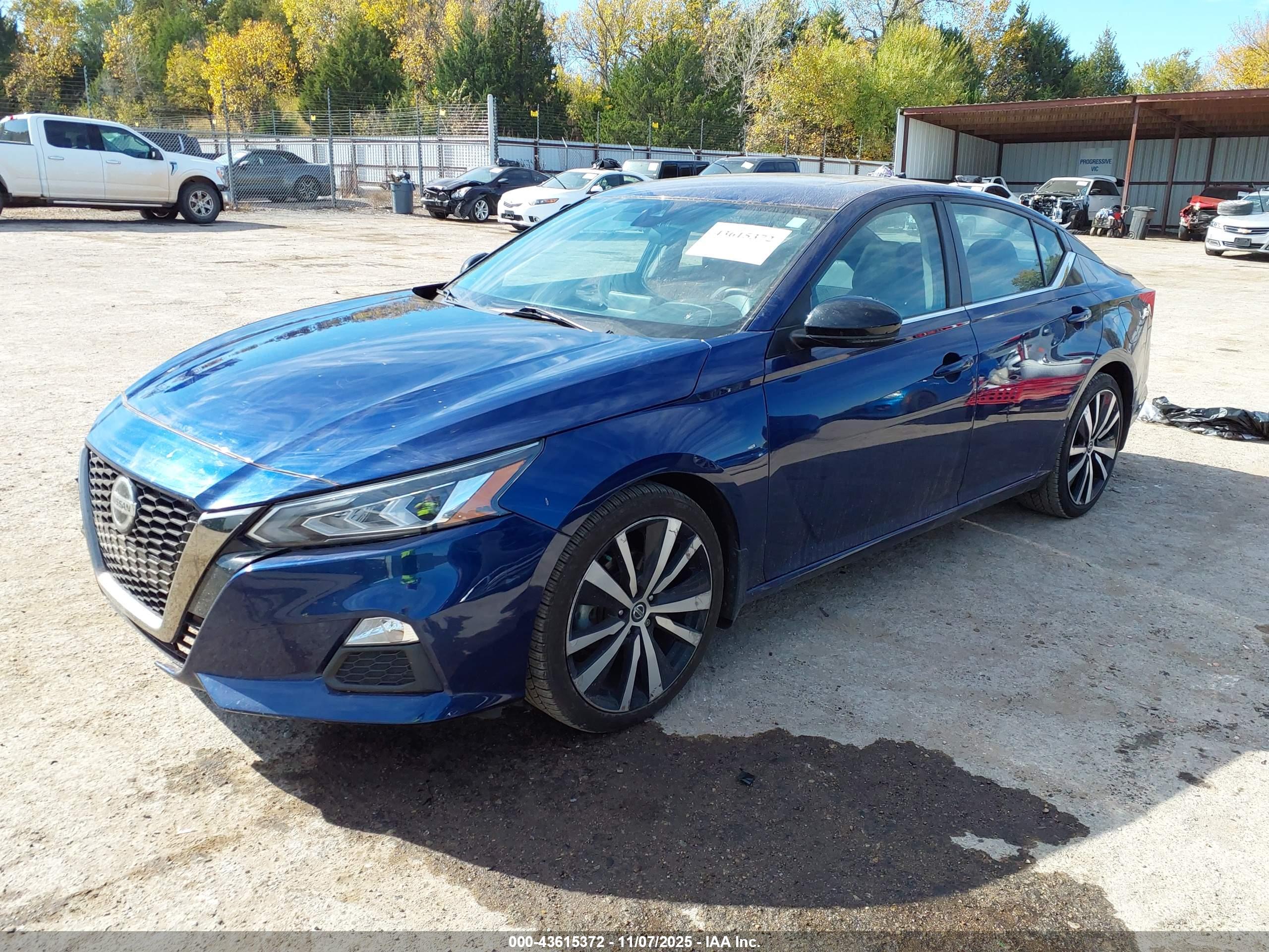 NISSAN ALTIMA image 4
