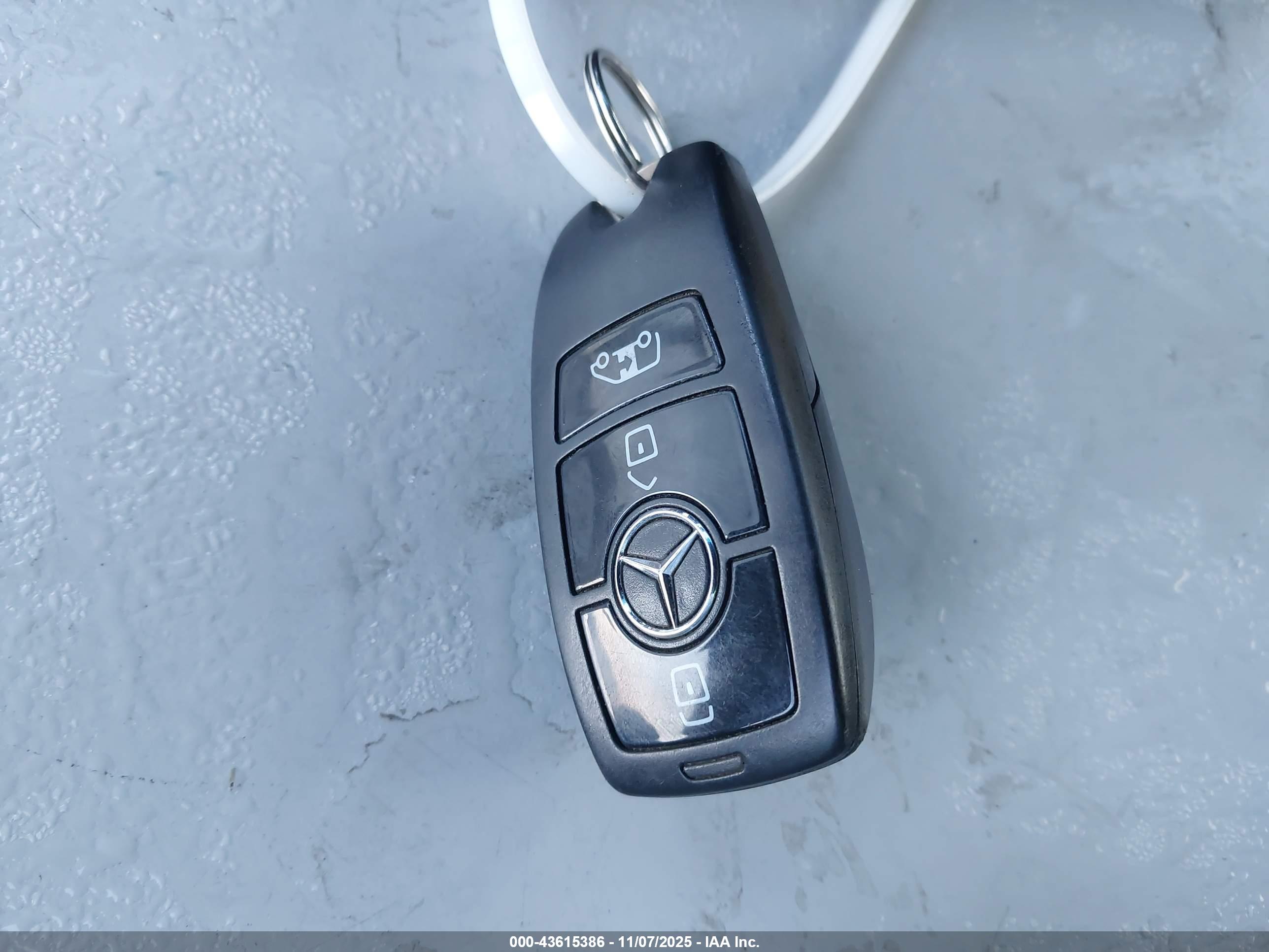 MERCEDES-BENZ SPRINTER image 11