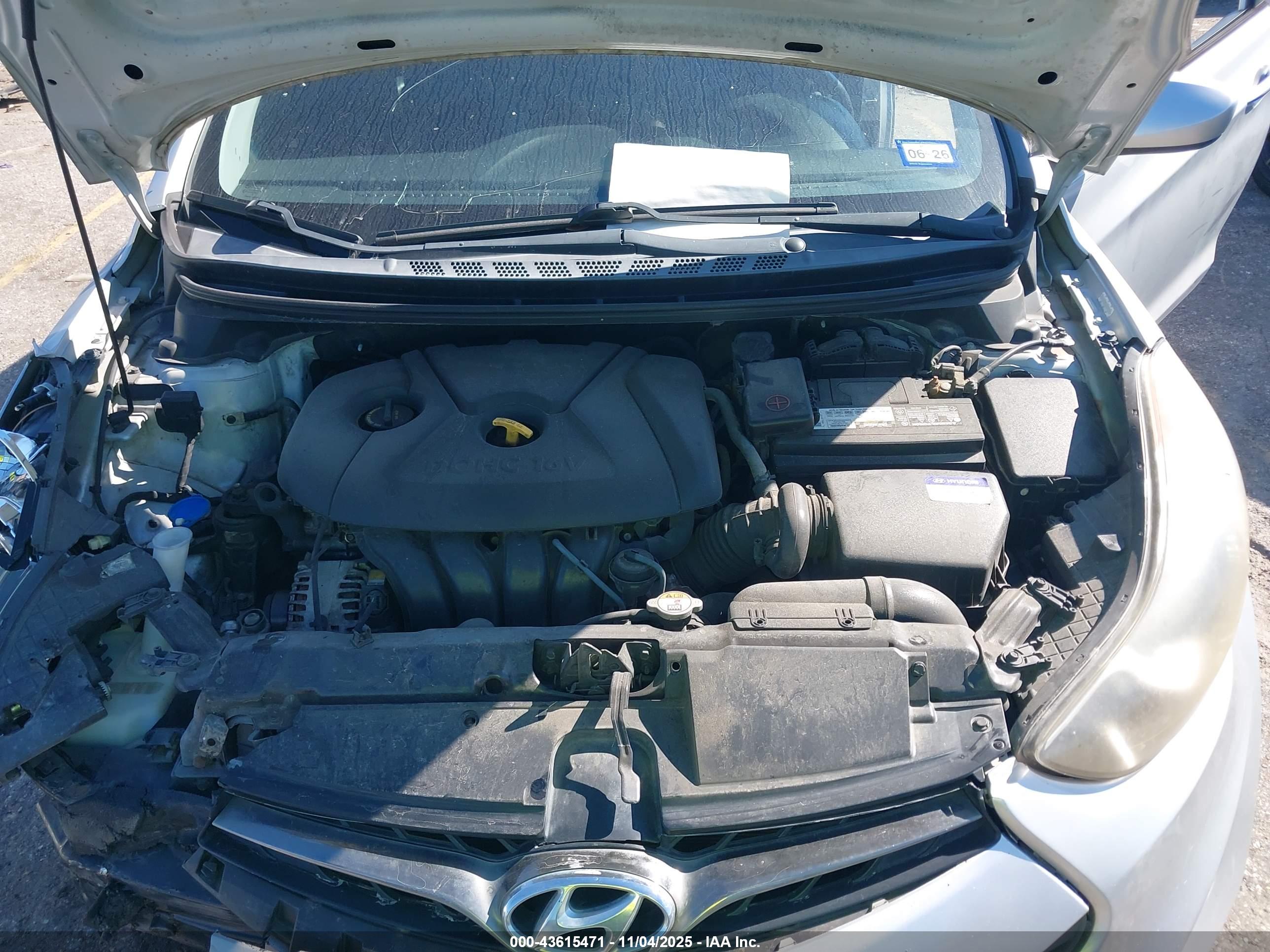 HYUNDAI ELANTRA image 10