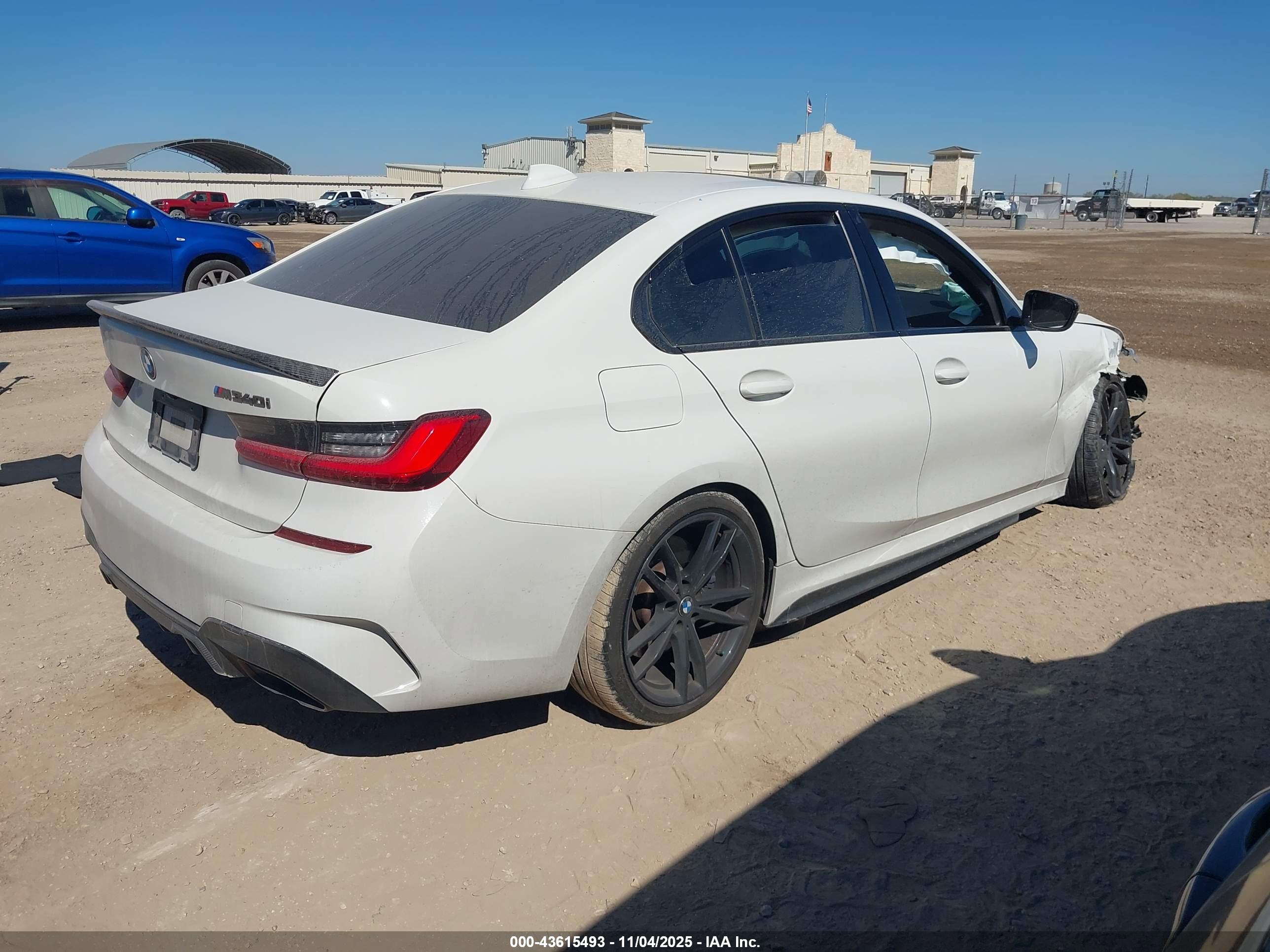 BMW 3 image 4