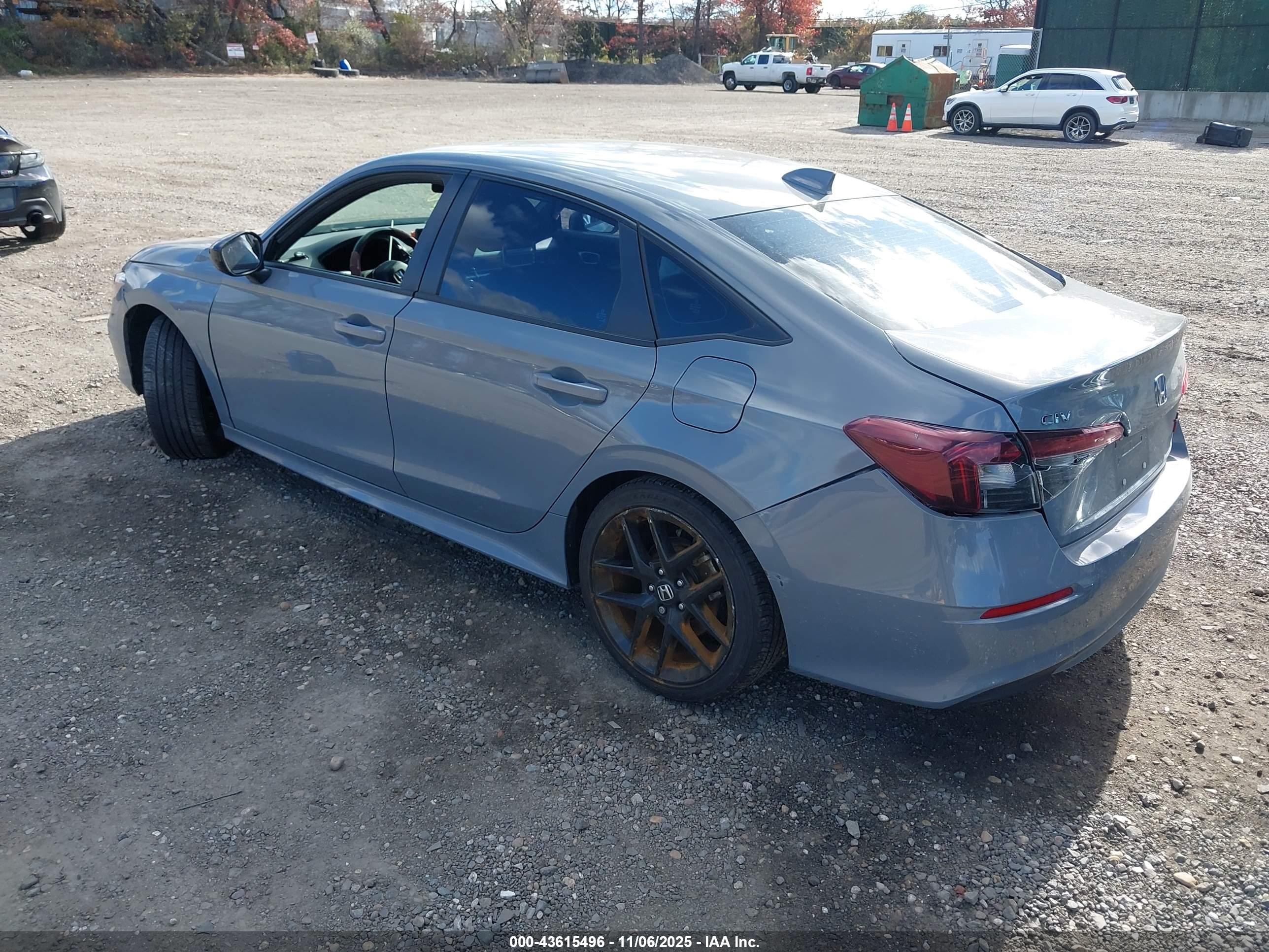 HONDA CIVIC image 3