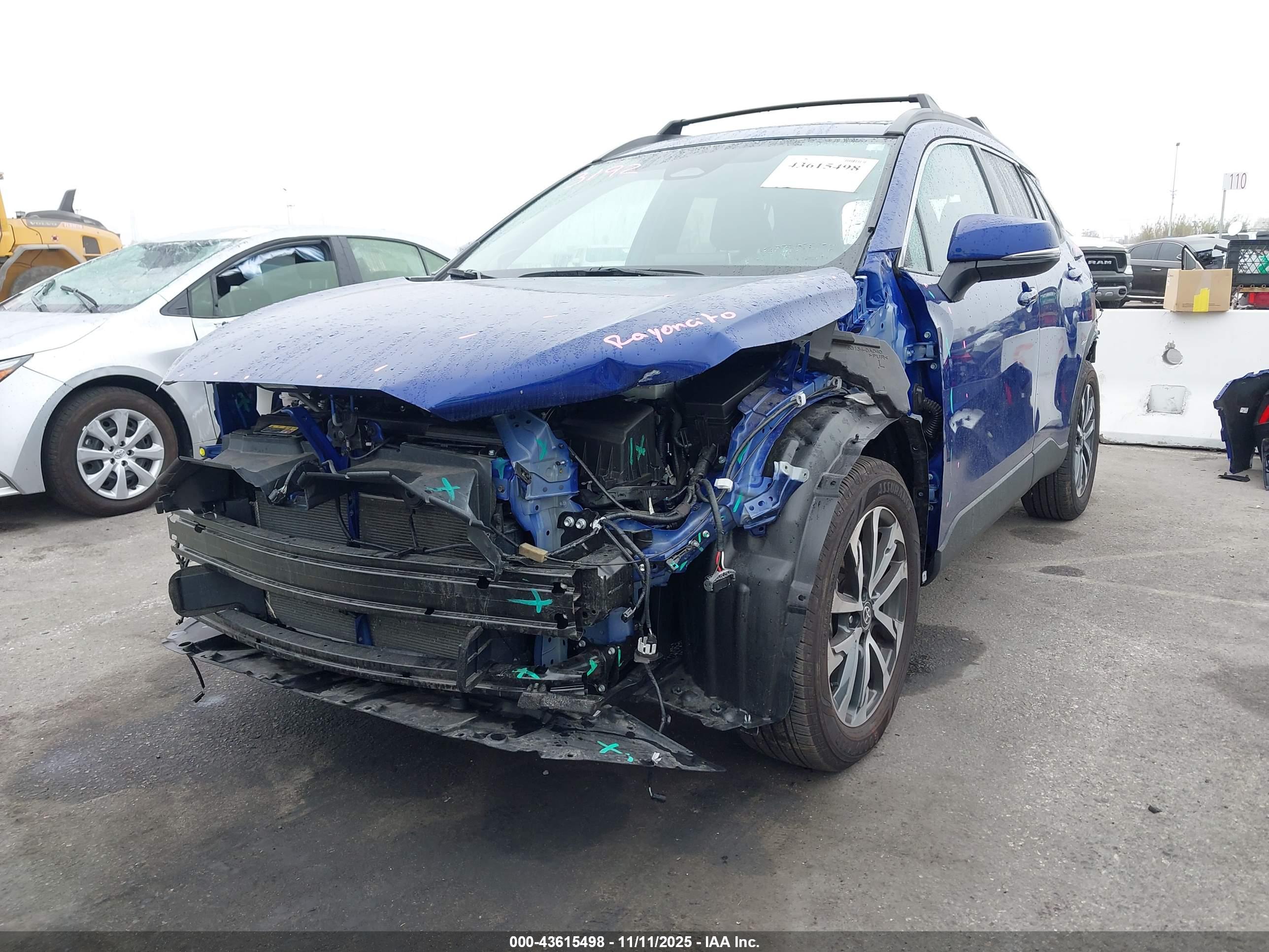 TOYOTA COROLLA image 2