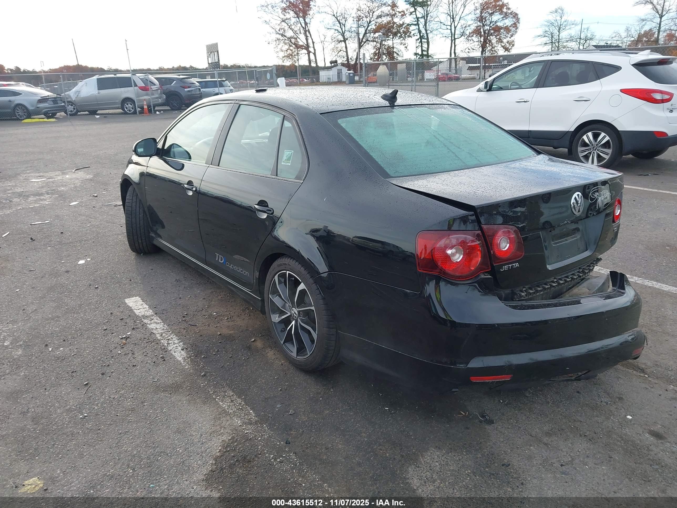 VOLKSWAGEN JETTA image 3