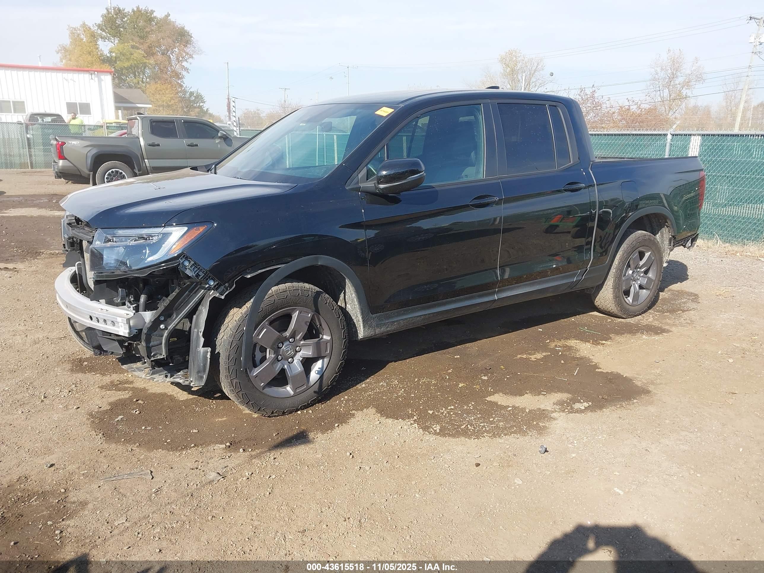HONDA RIDGELINE image 2