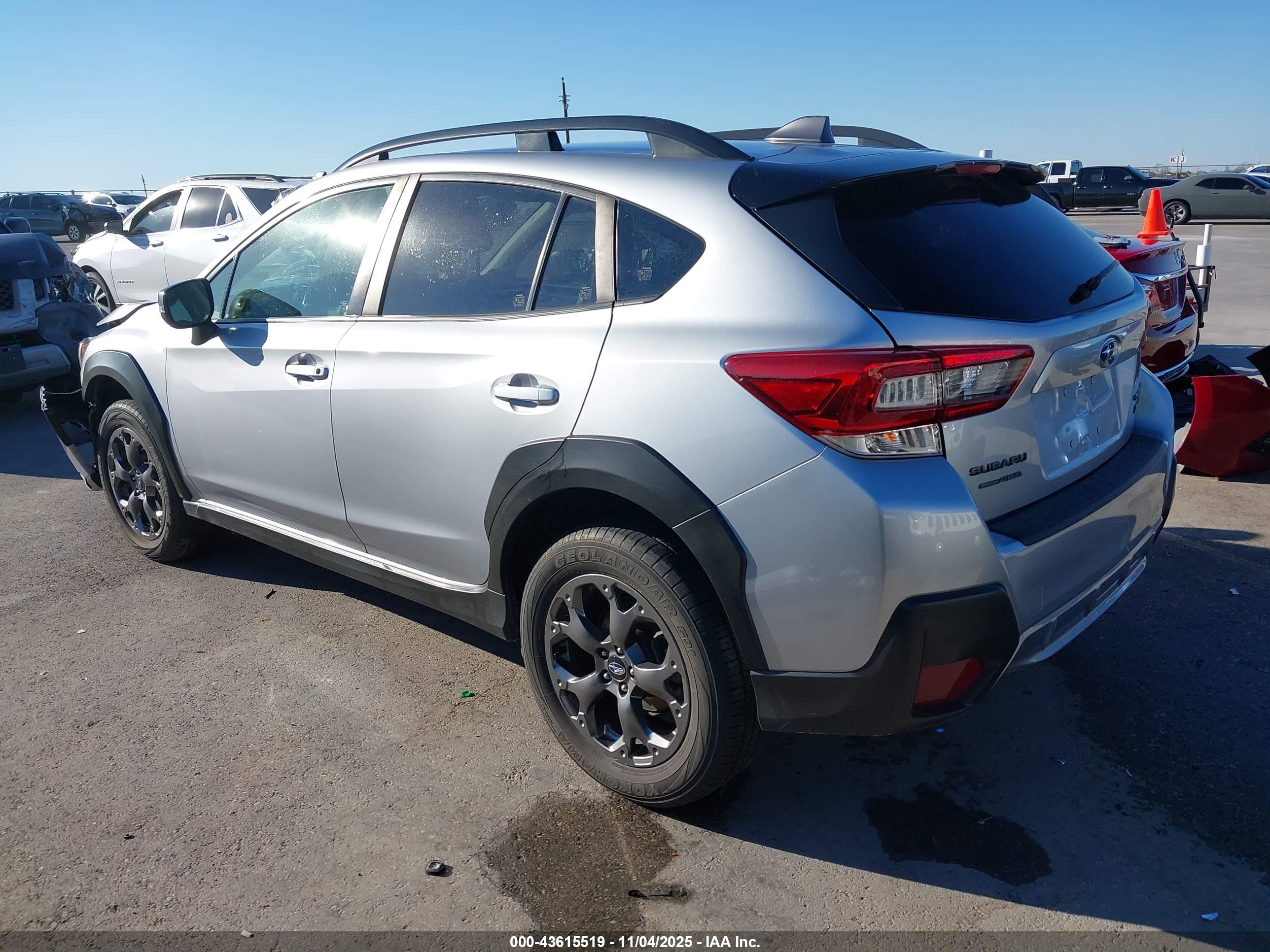 SUBARU CROSSTREK image 3
