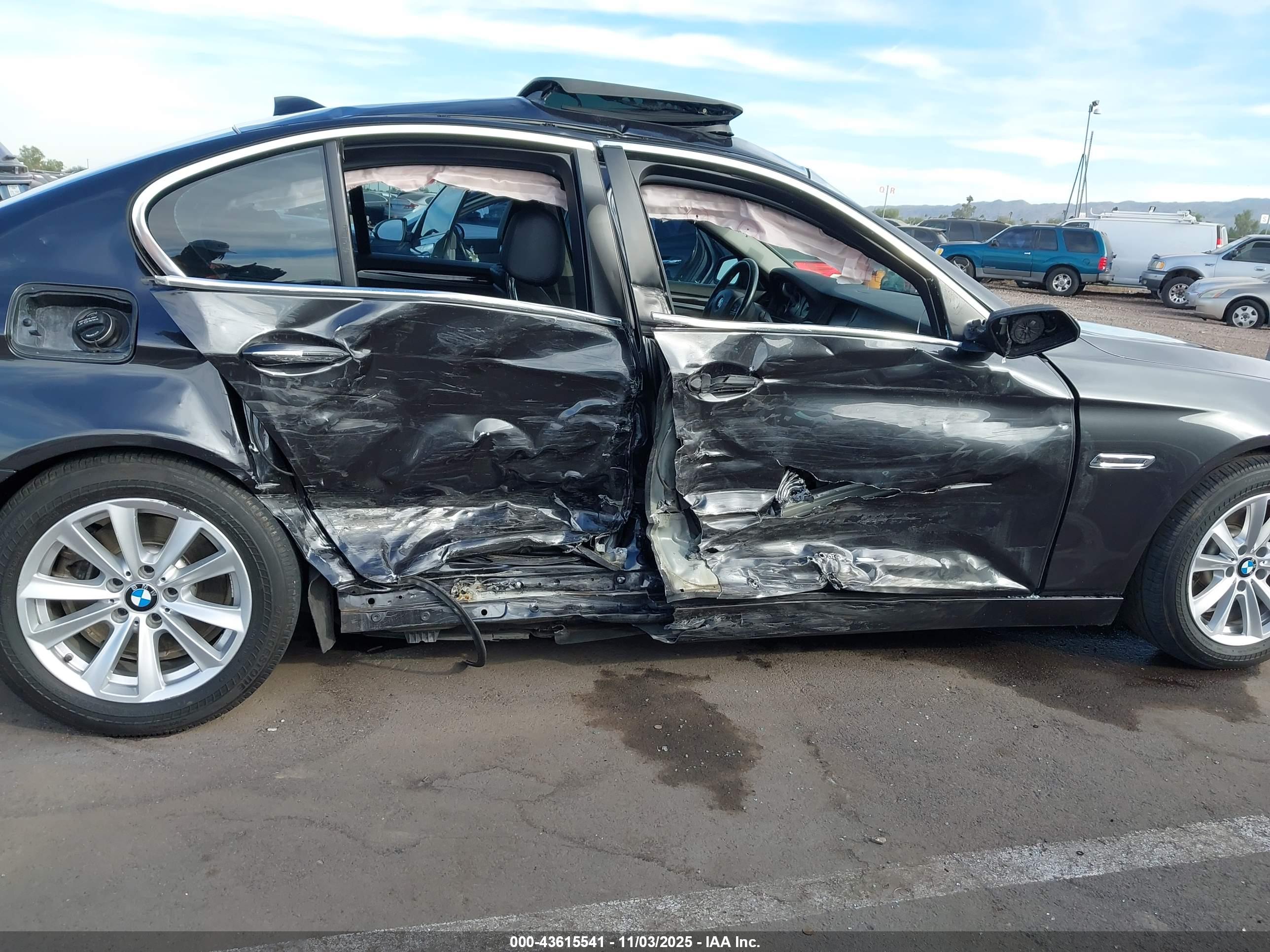 BMW 528I image 6