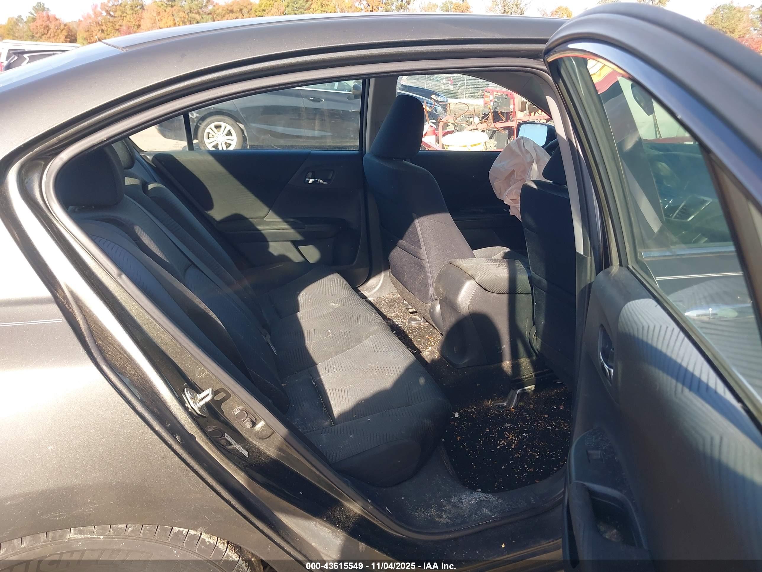 HONDA ACCORD image 8