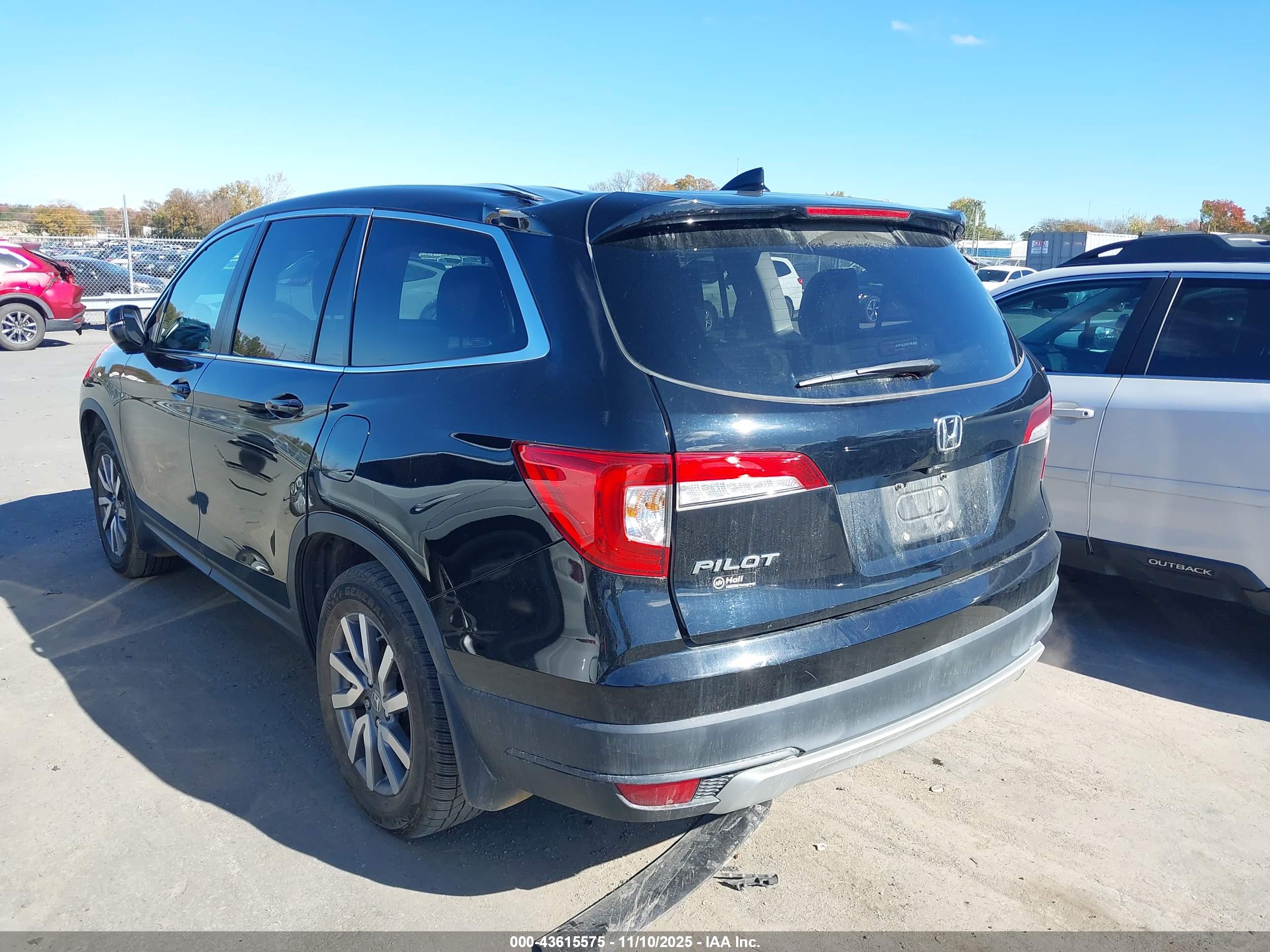 HONDA PILOT image 3