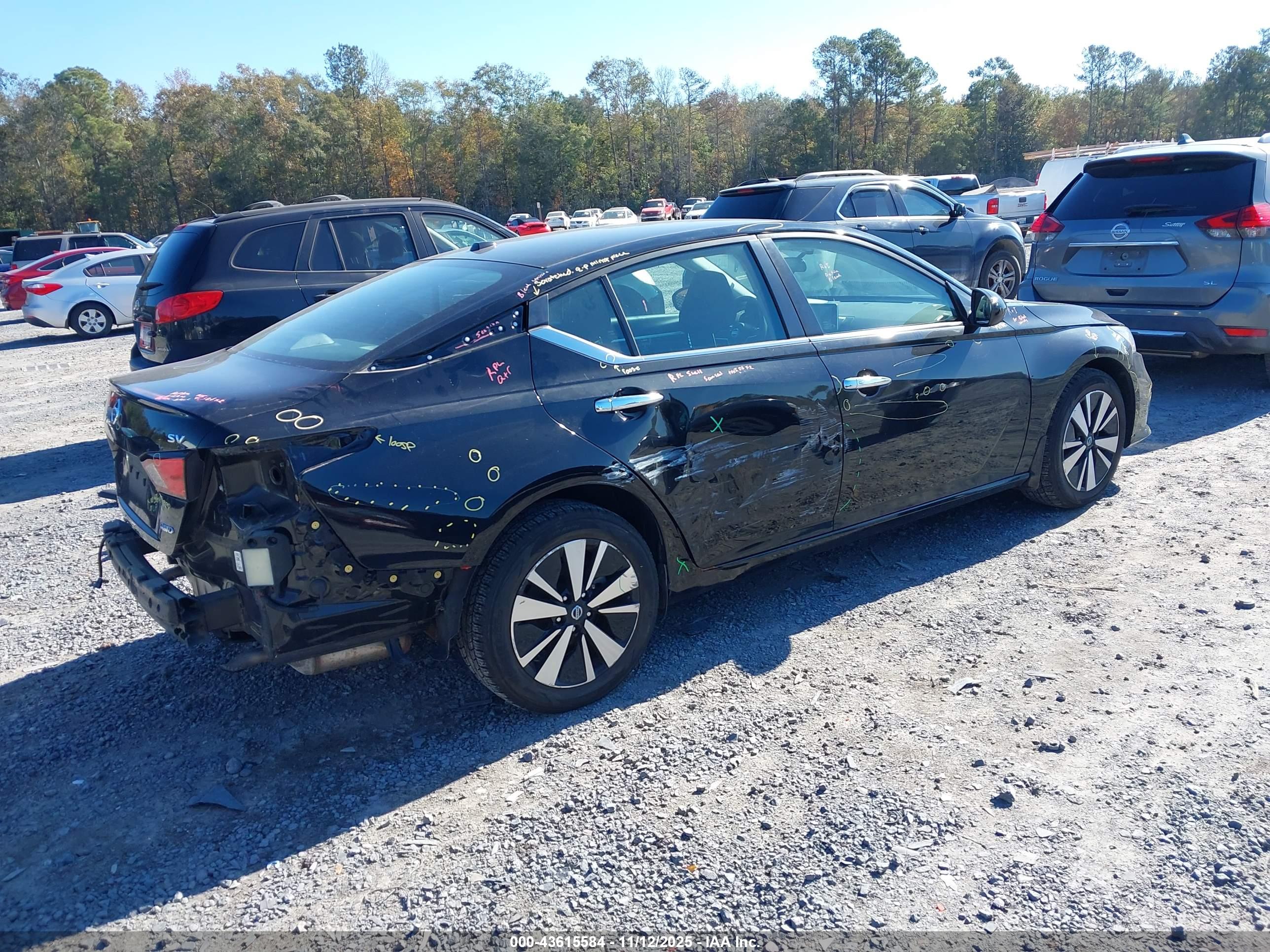NISSAN ALTIMA image 4
