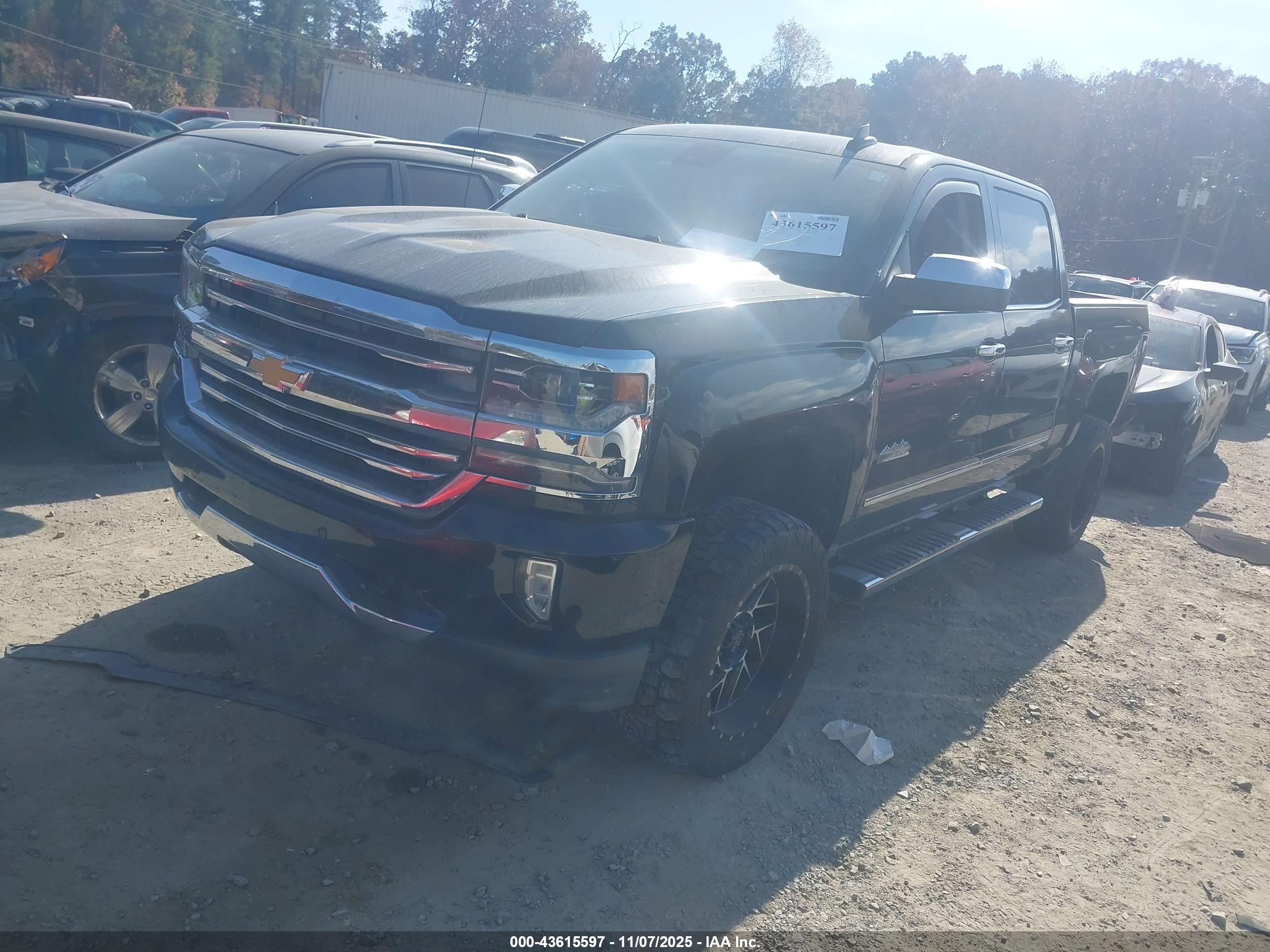 CHEVROLET SILVERADO image 2