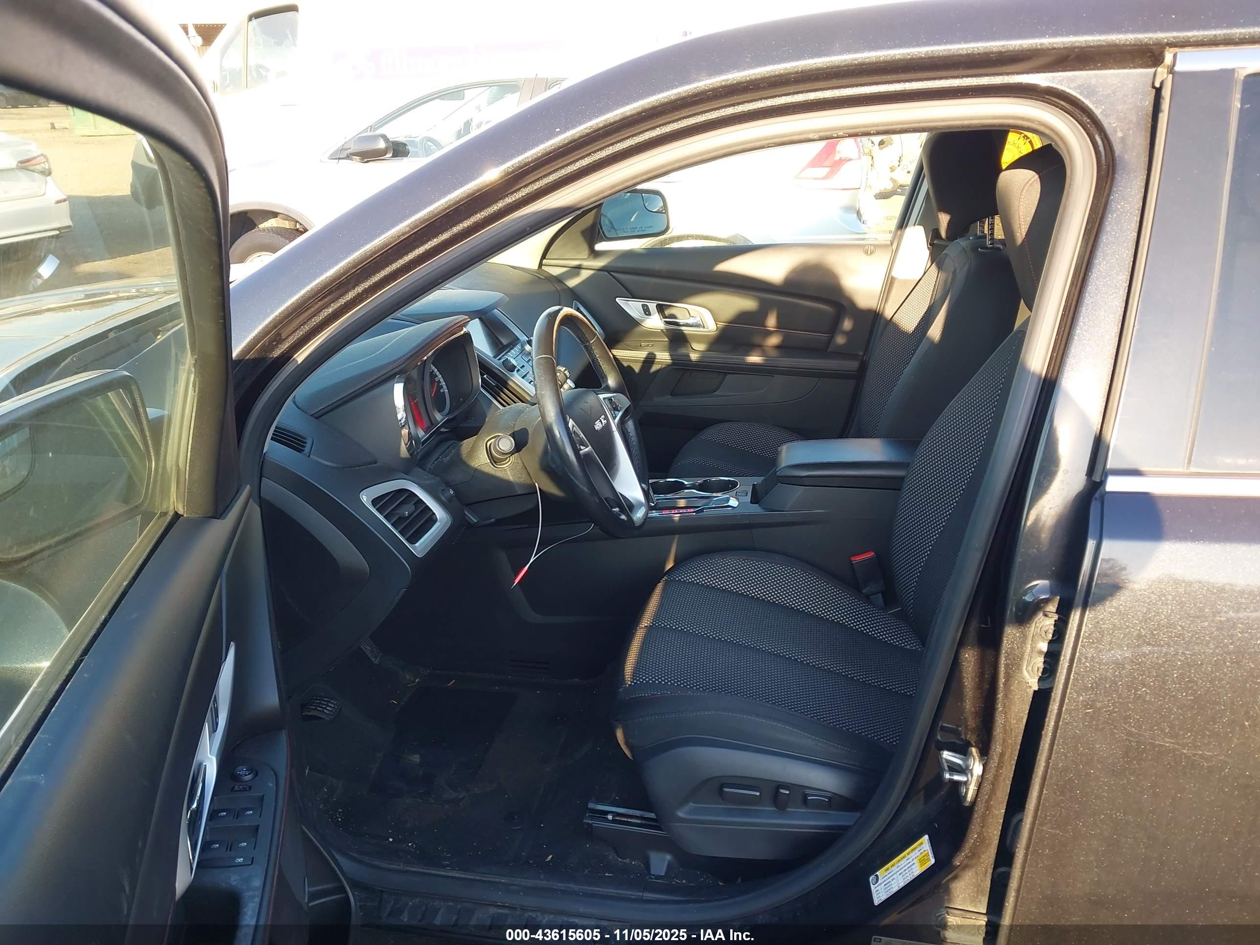 GMC TERRAIN image 5