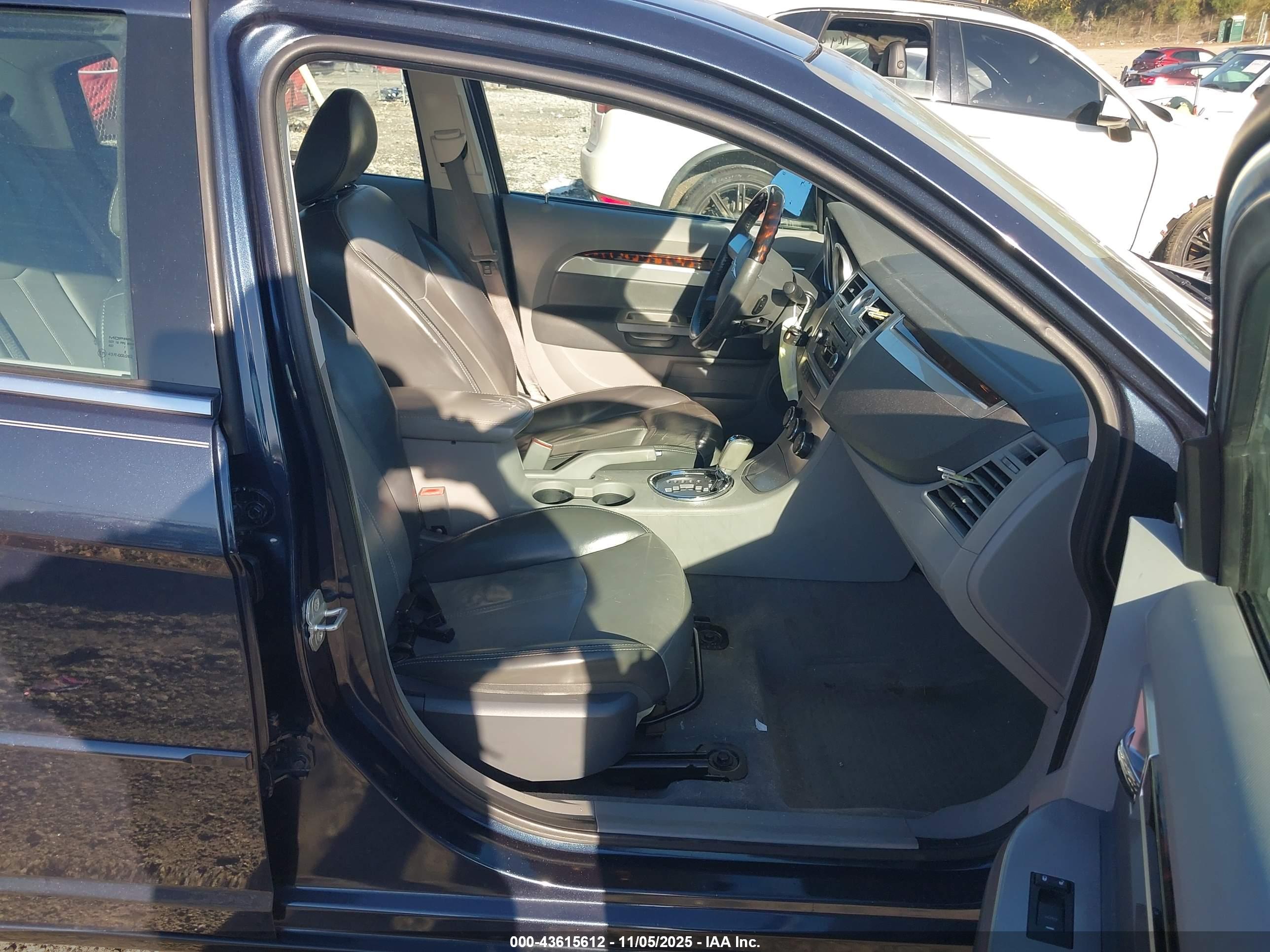CHRYSLER SEBRING image 5