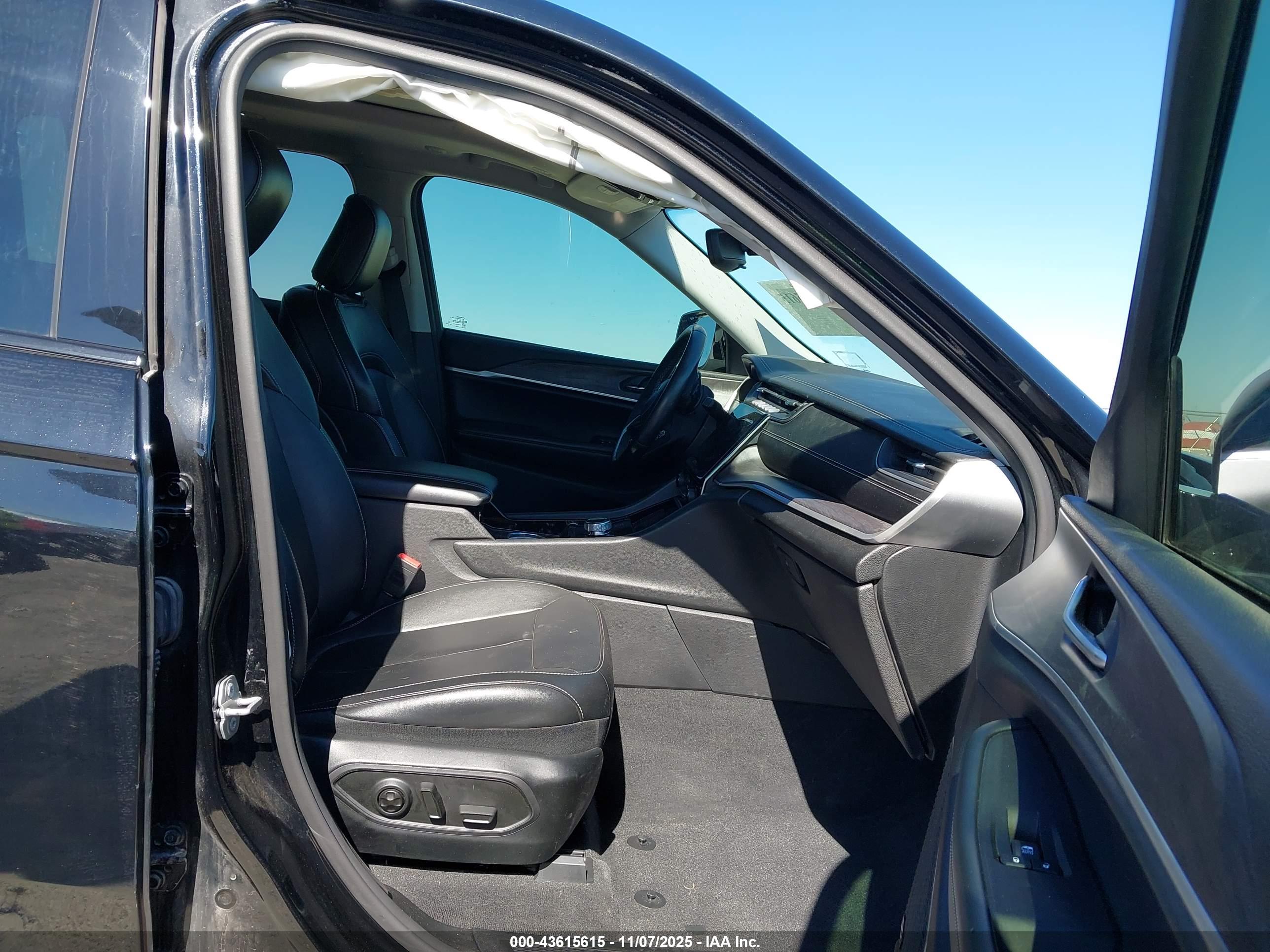 JEEP GRAND image 5
