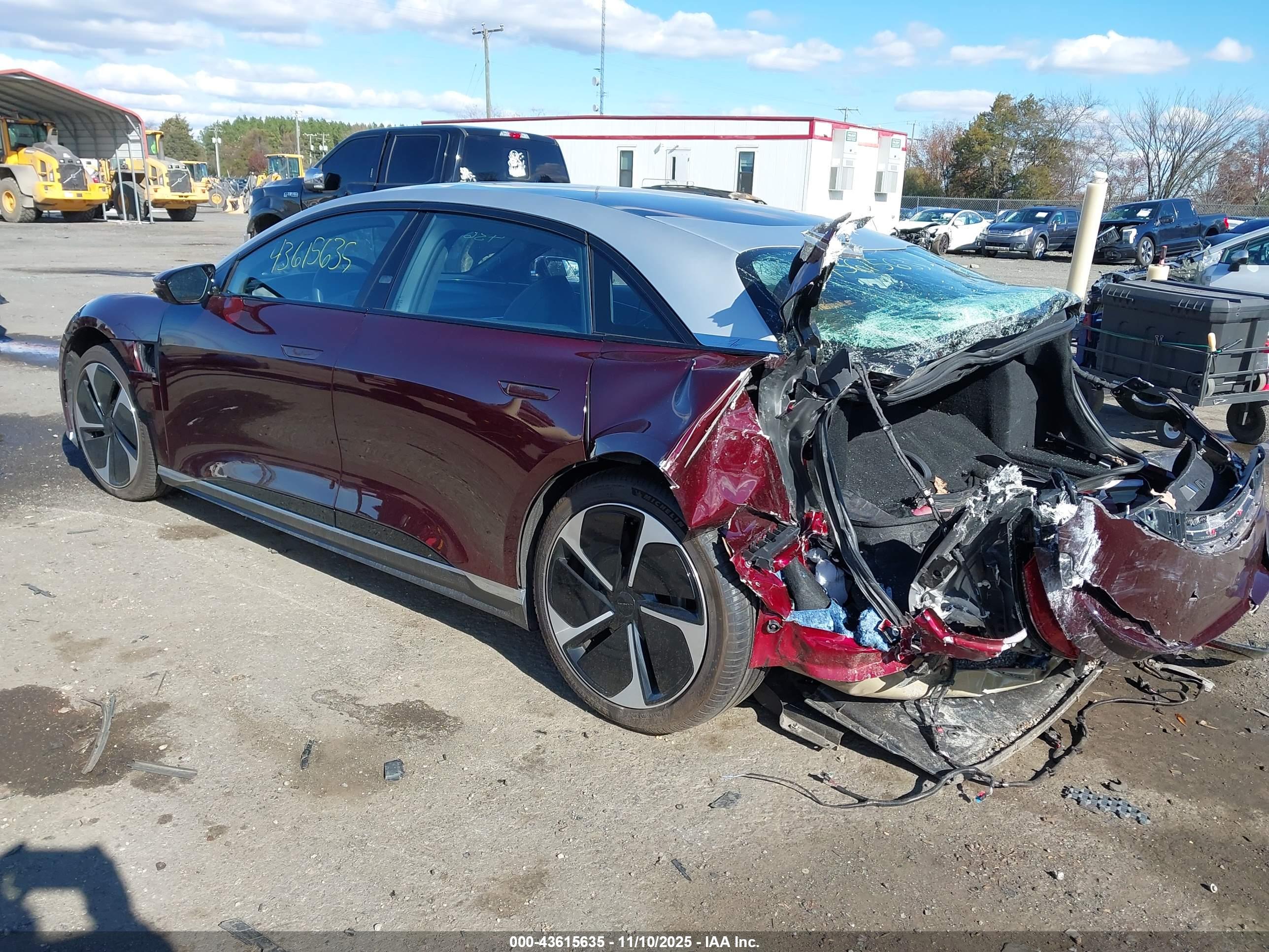LUCID AIR image 3