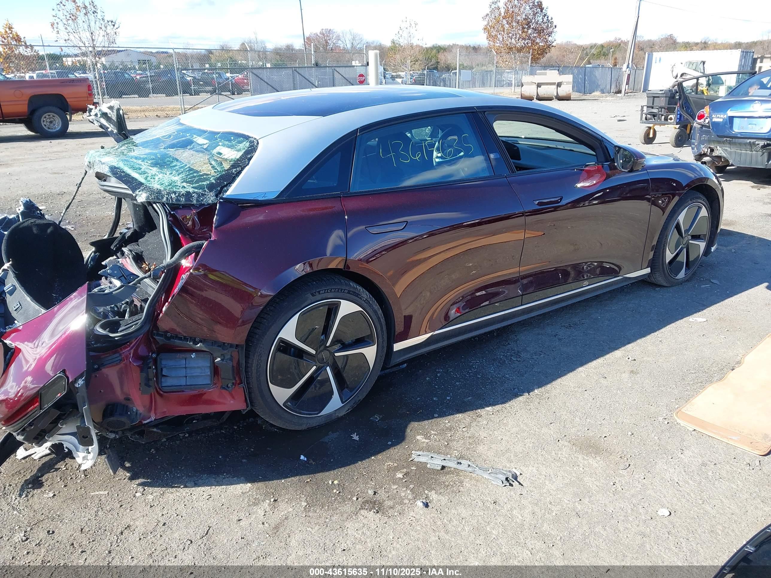 LUCID AIR image 4