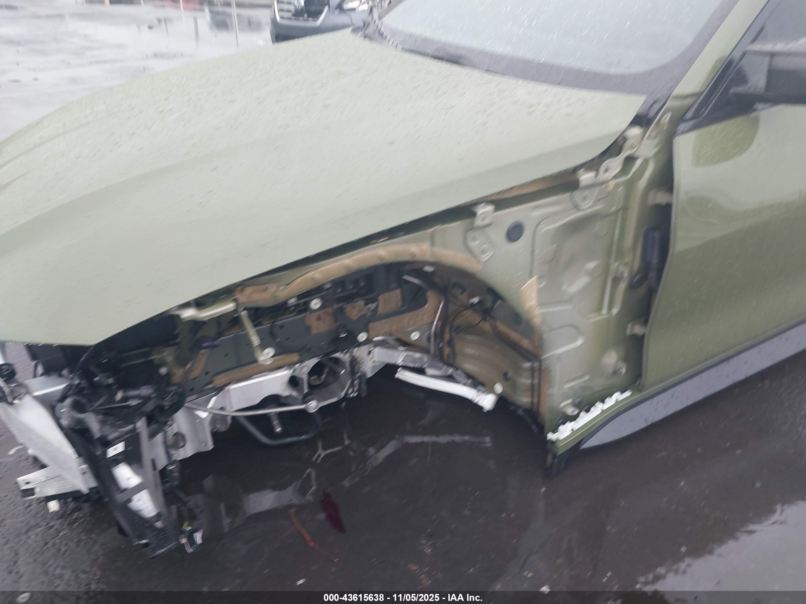 BMW M4 image 6