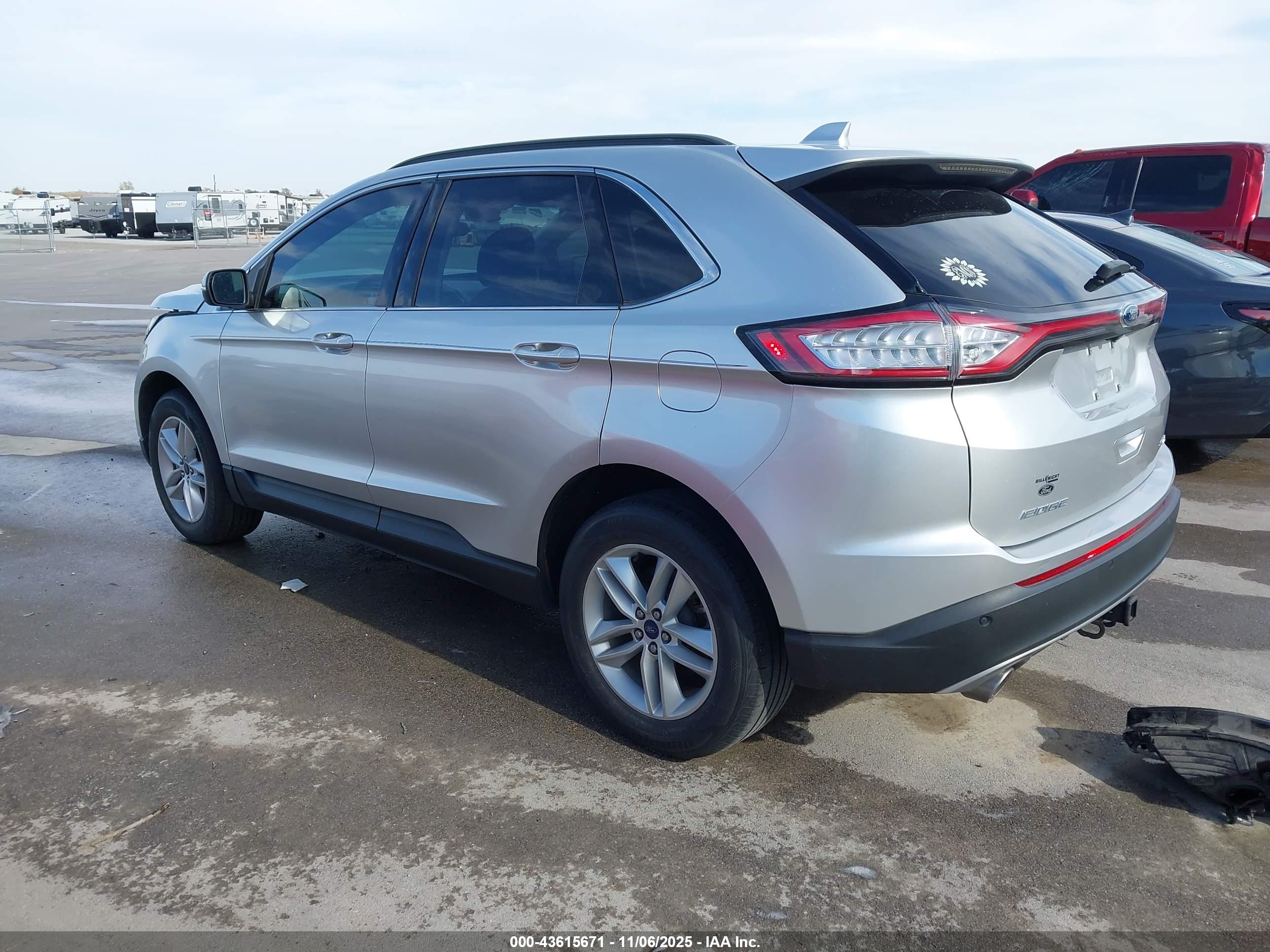 FORD EDGE image 3