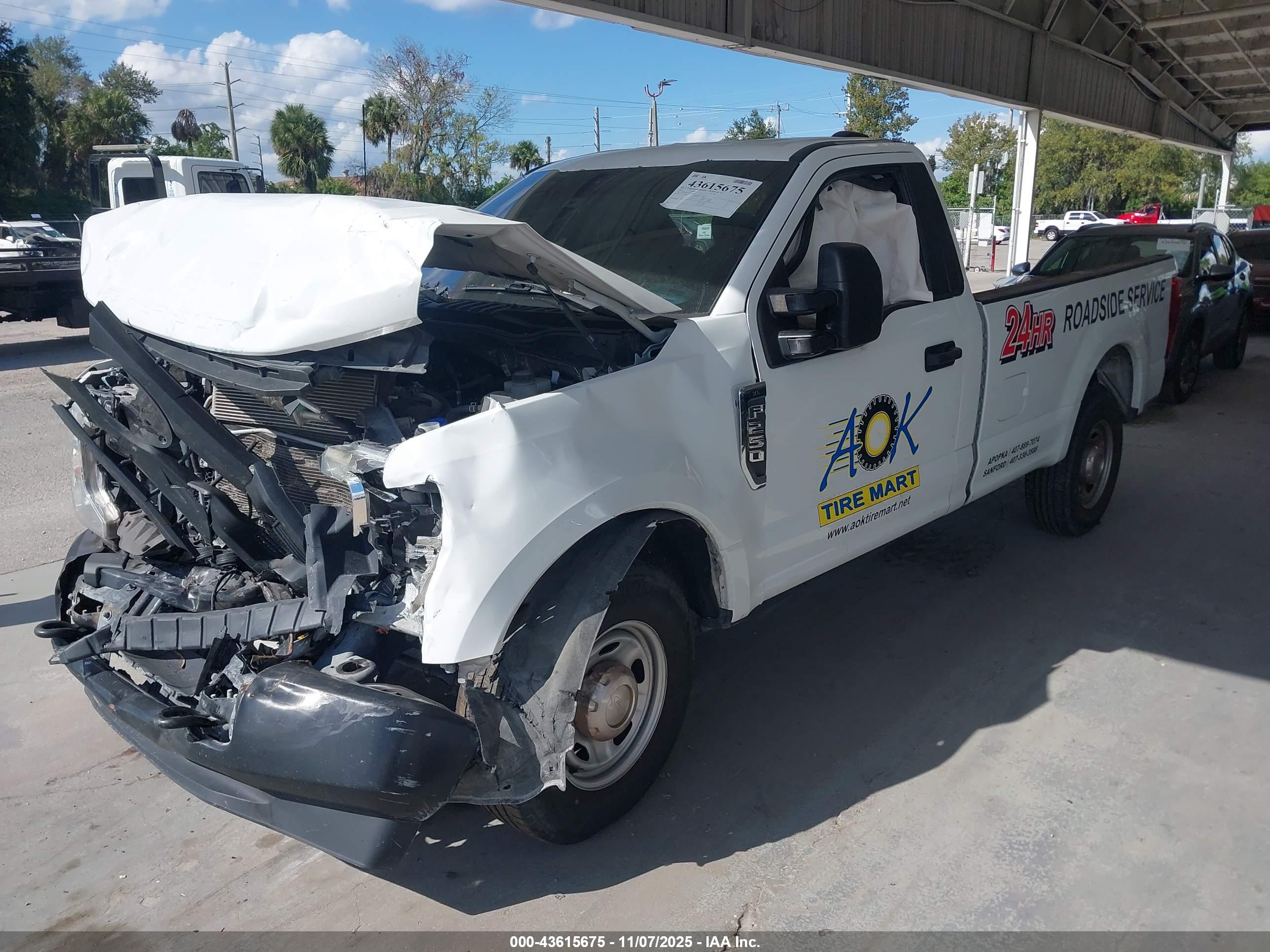 FORD F-250 image 2