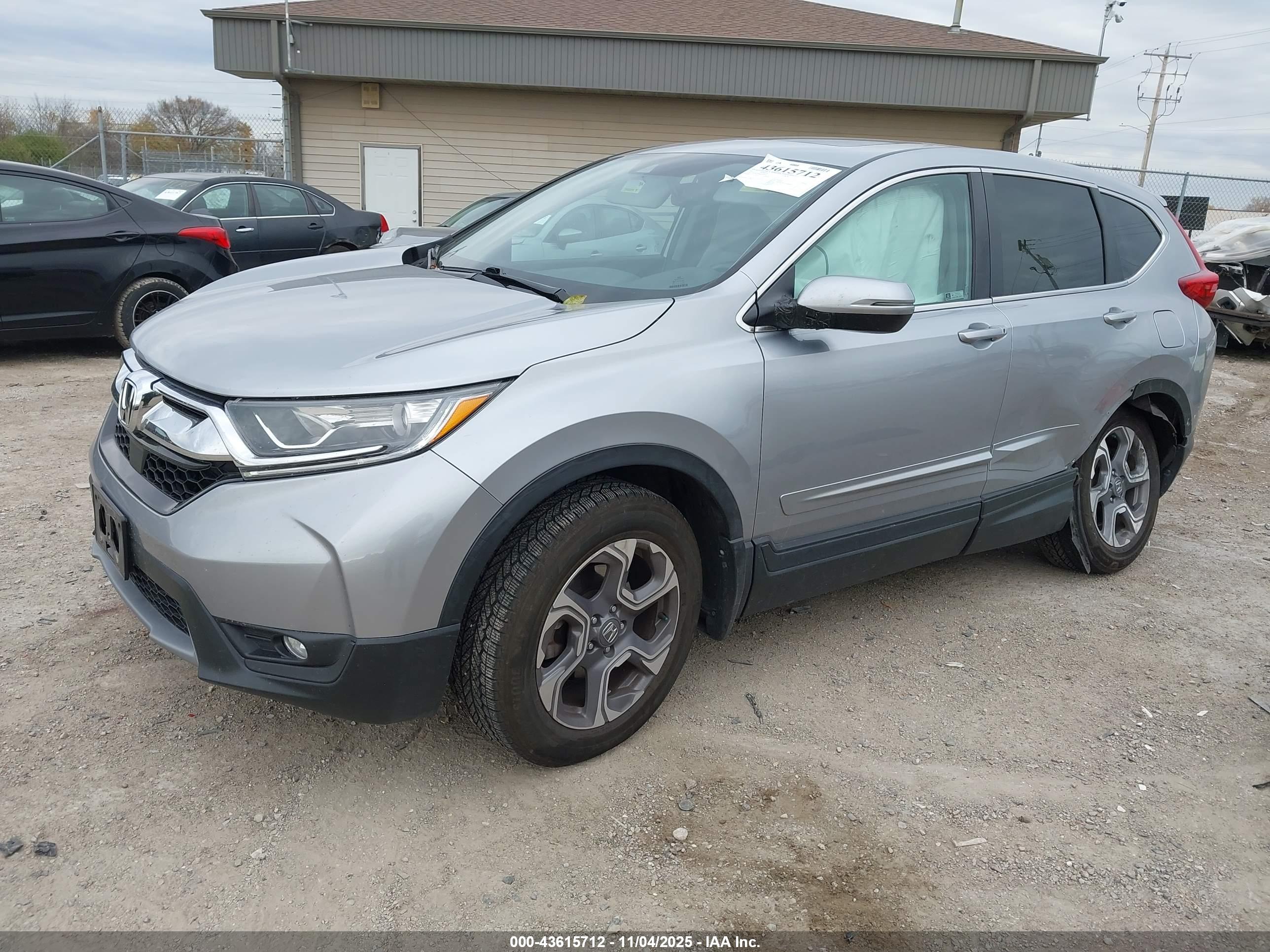 HONDA CR-V image 2