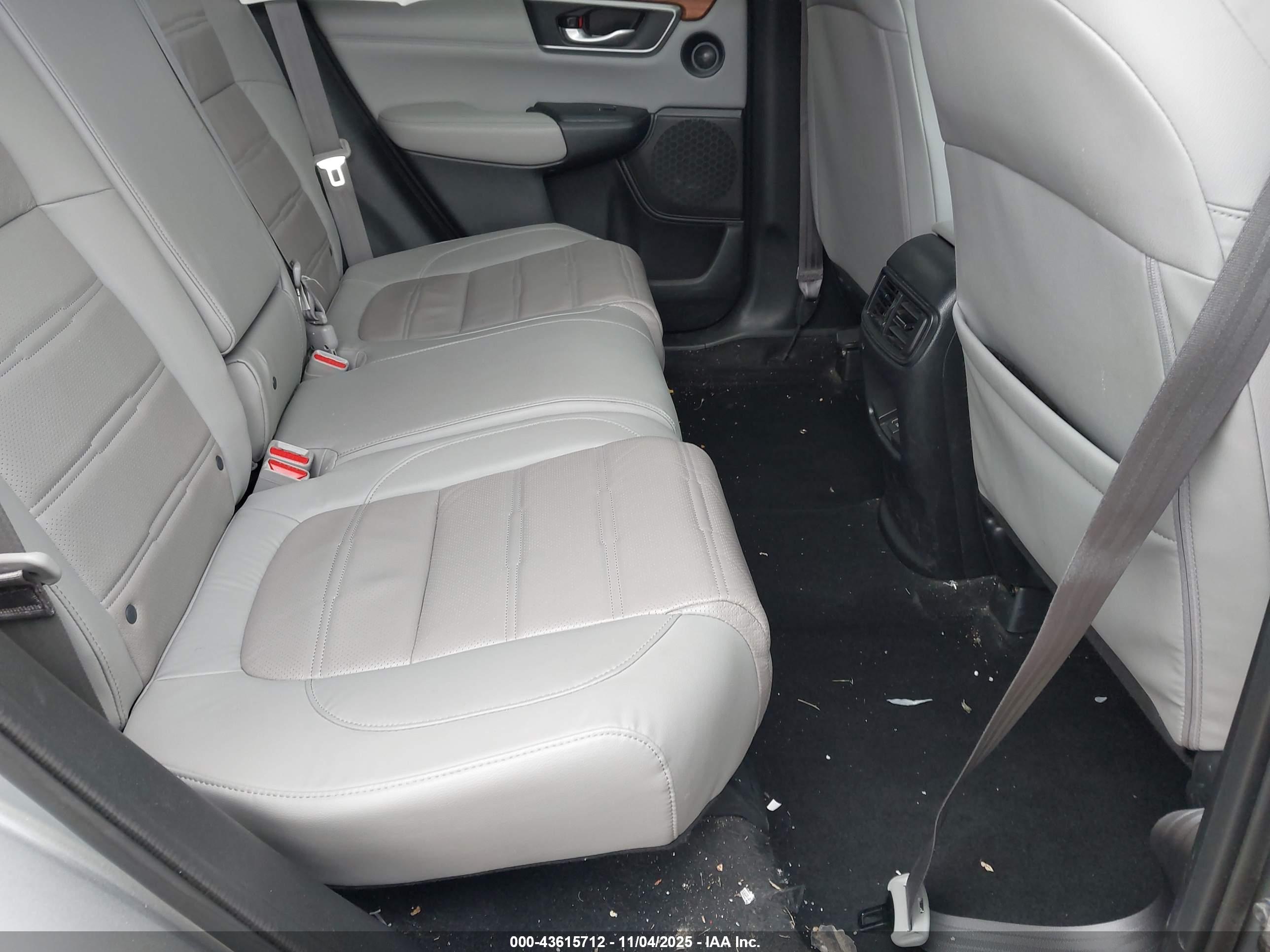 HONDA CR-V image 8