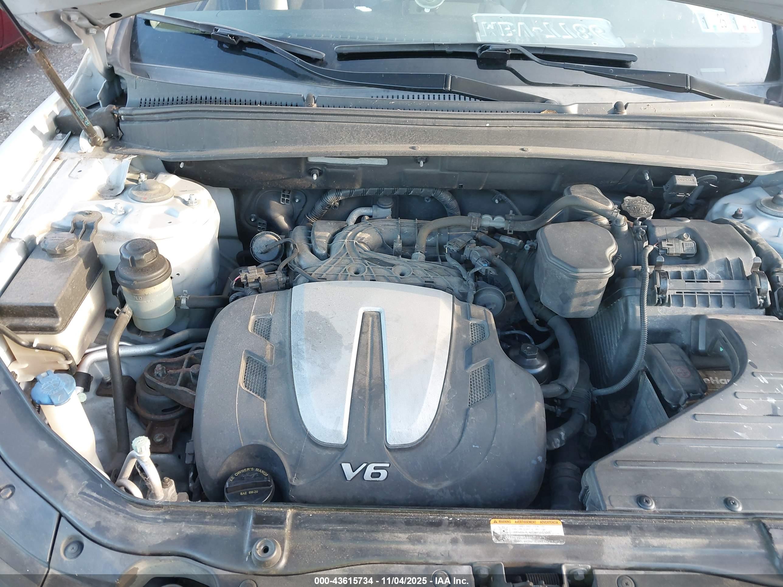 HYUNDAI SANTA image 10