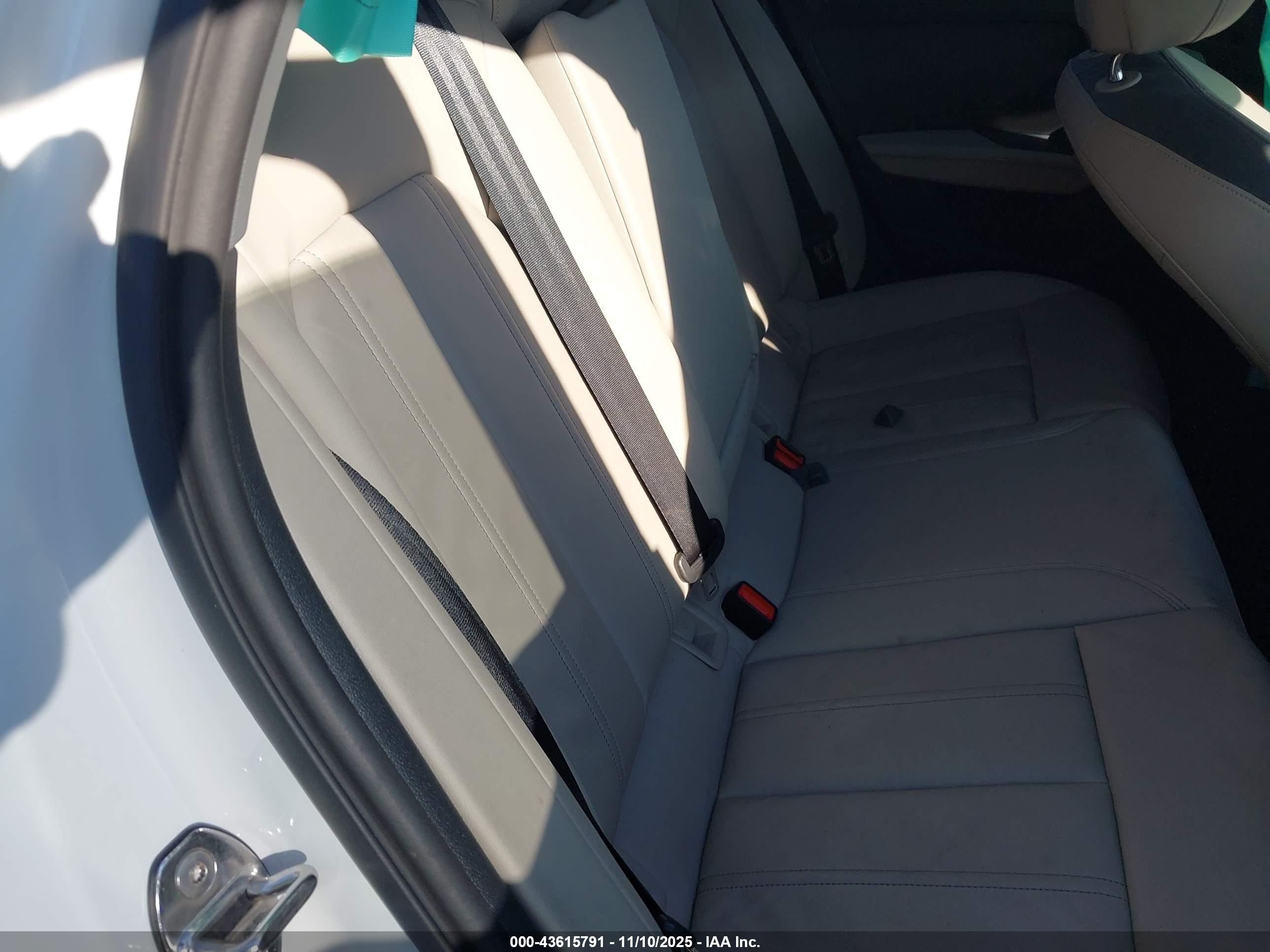 AUDI A3 image 8