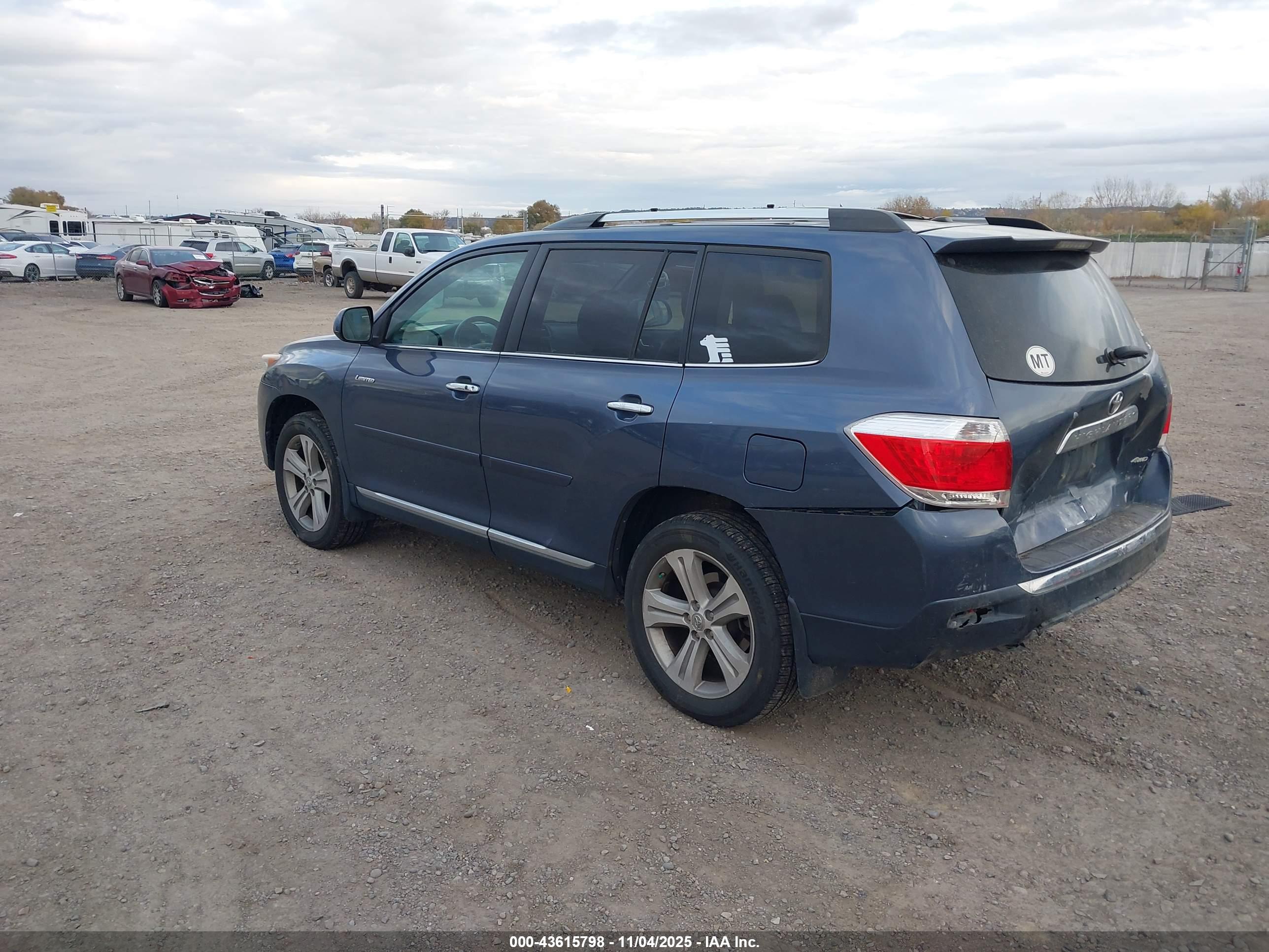 TOYOTA HIGHLANDER image 3
