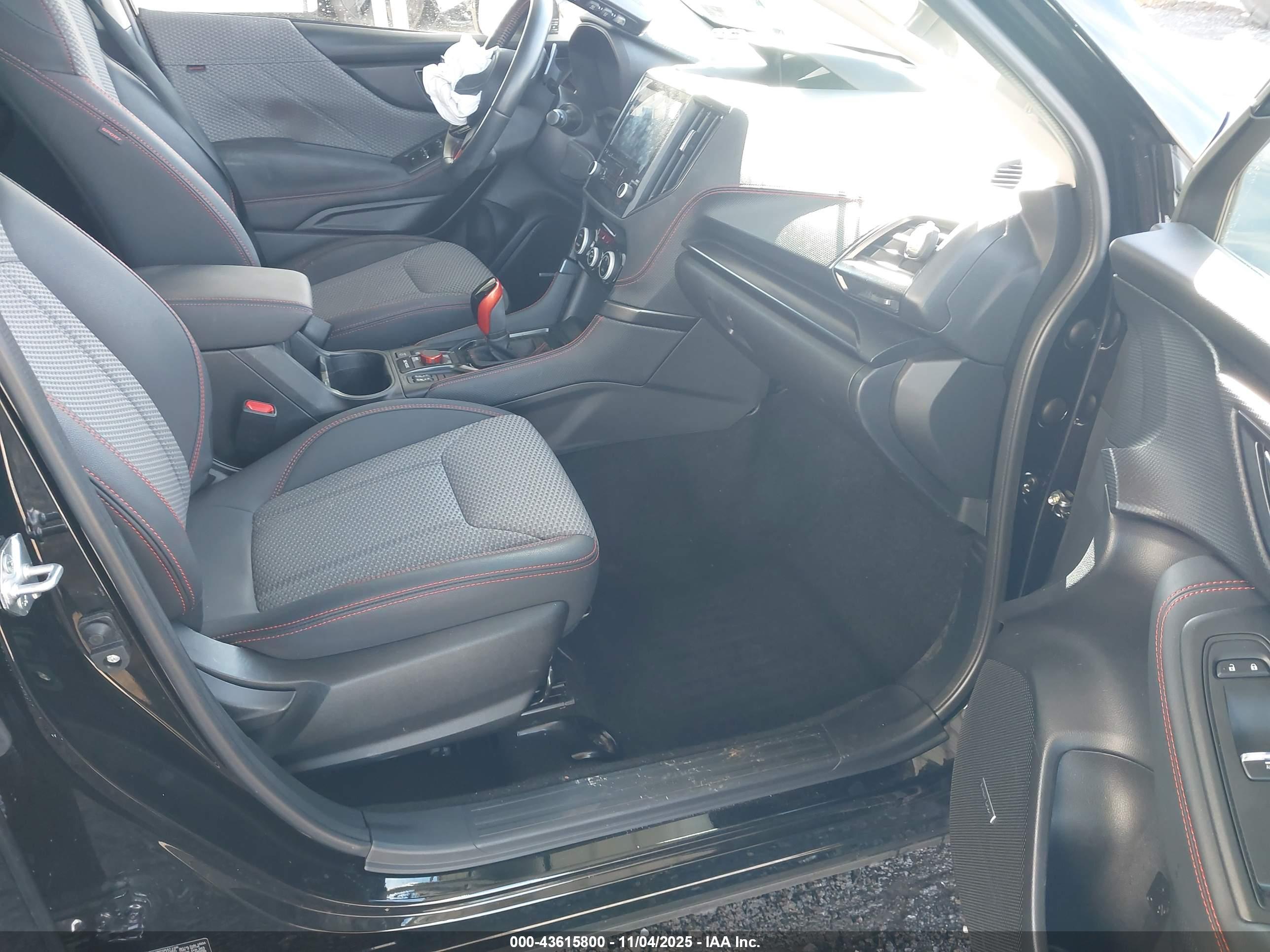 SUBARU FORESTER image 5
