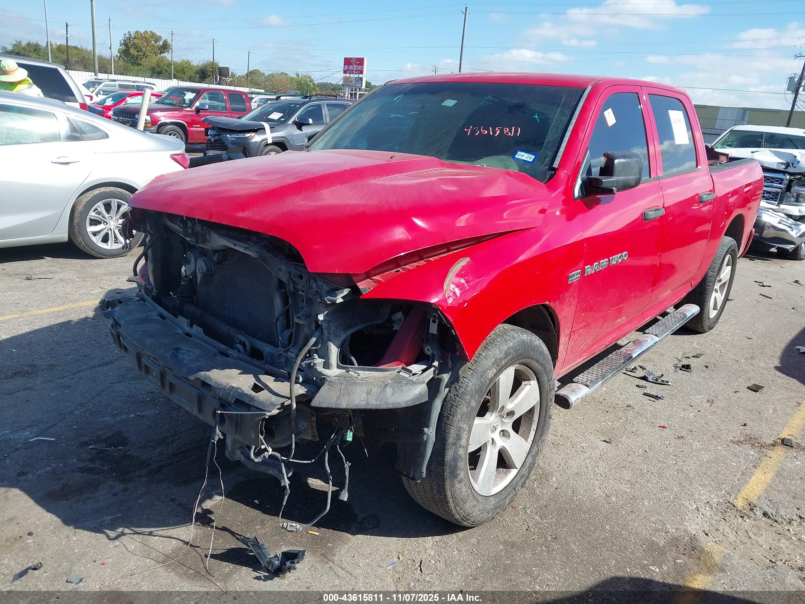 DODGE RAM image 2