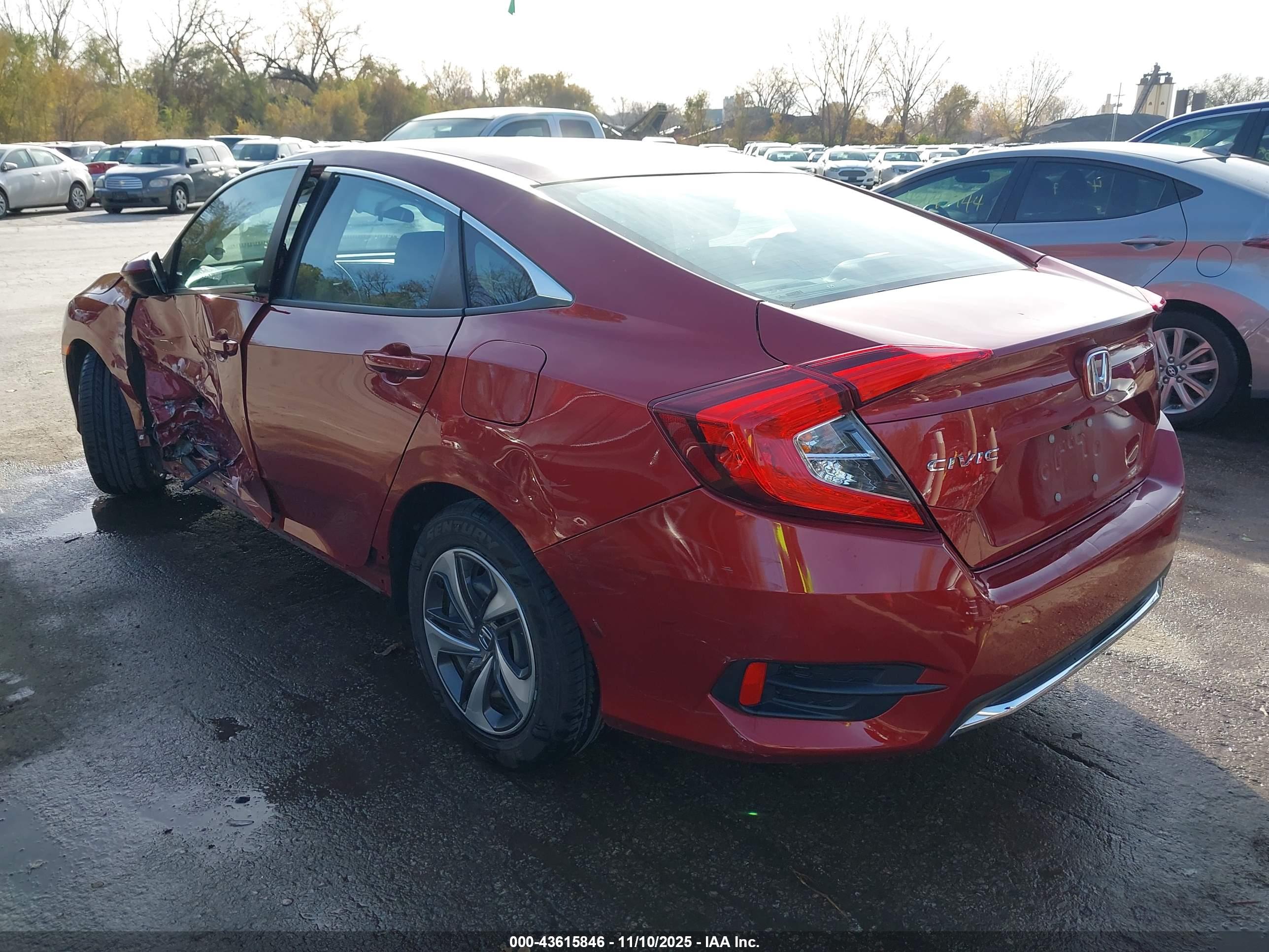 HONDA CIVIC image 3