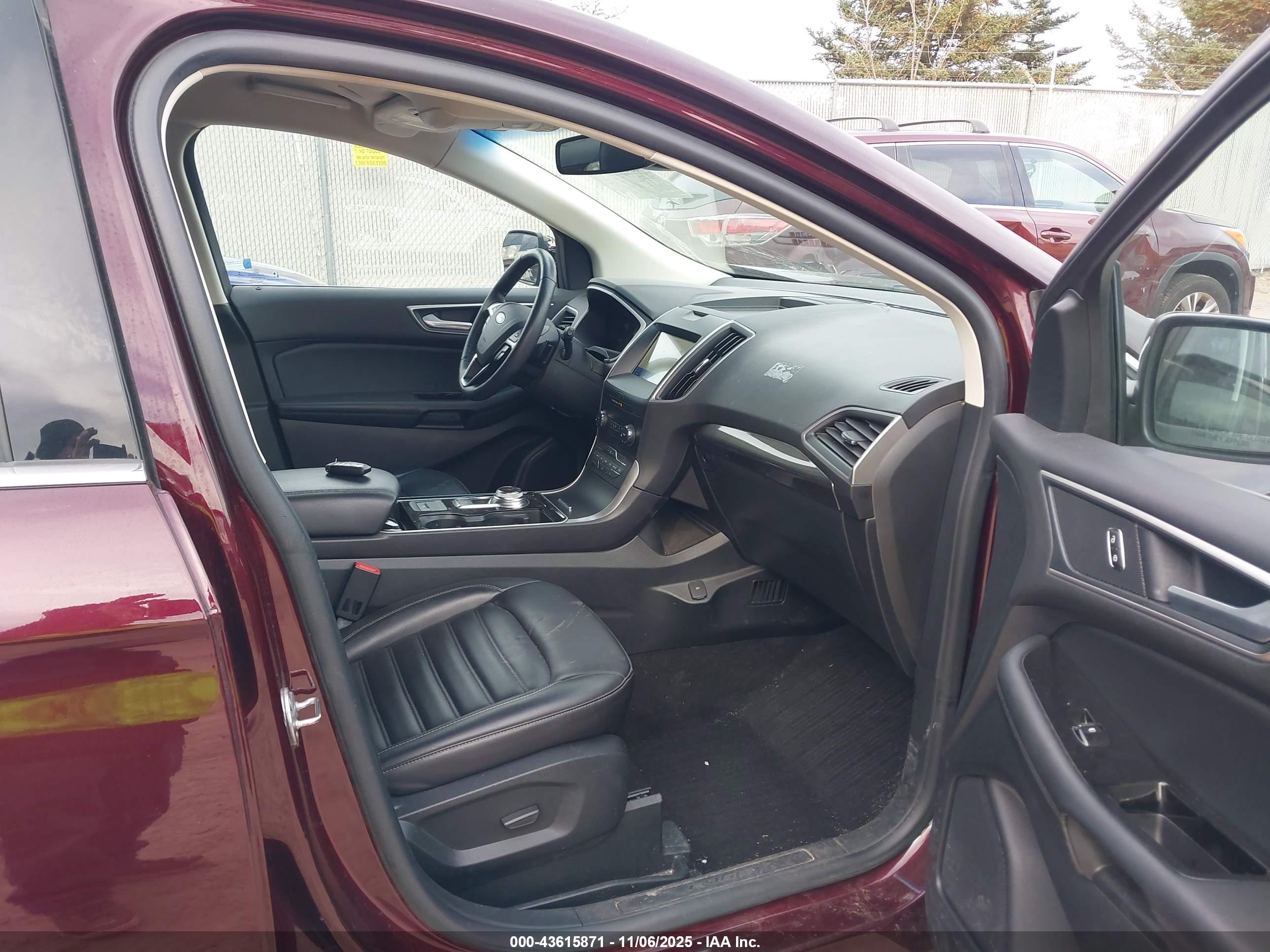 FORD EDGE image 5