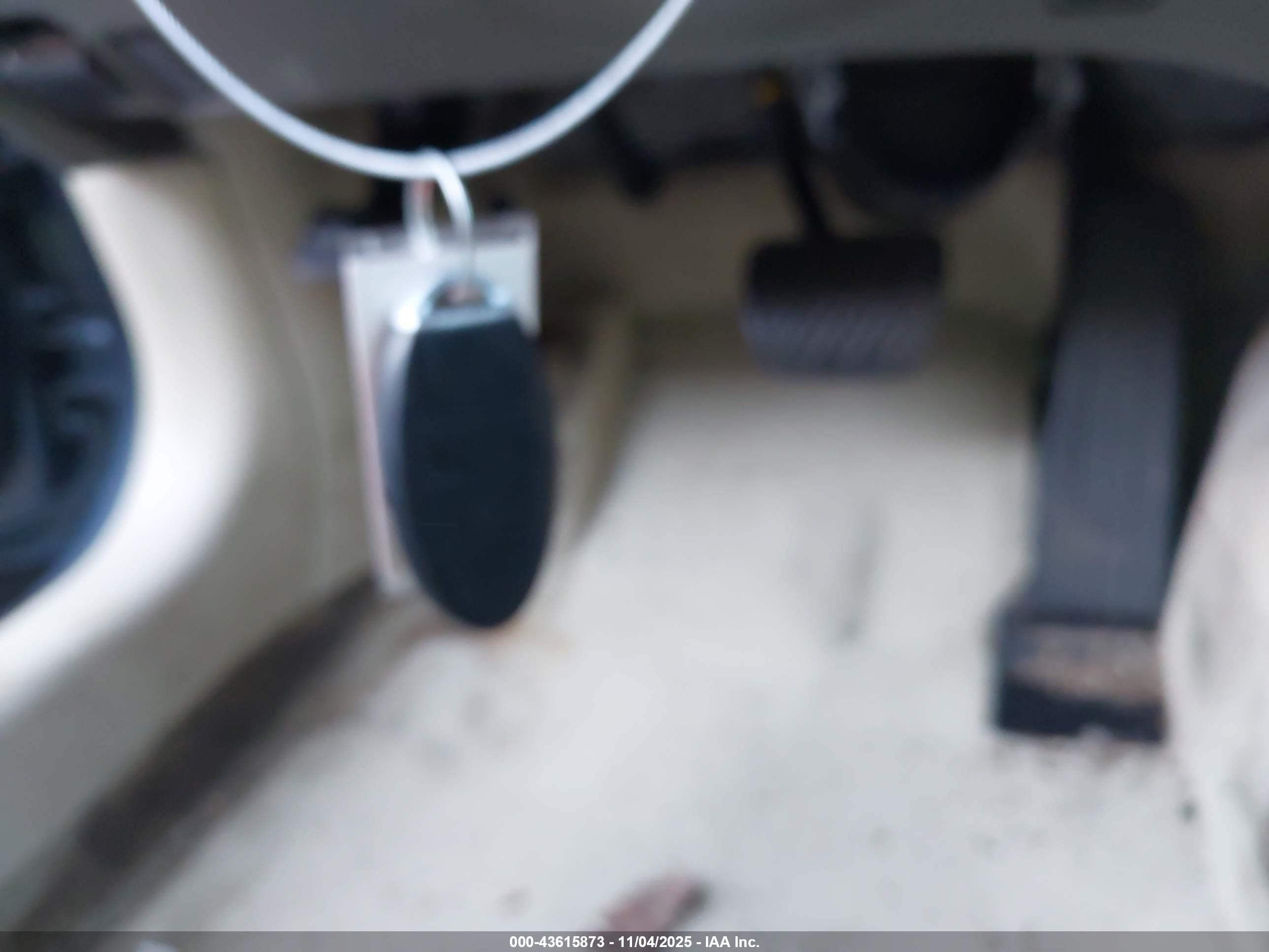INFINITI G37 image 11