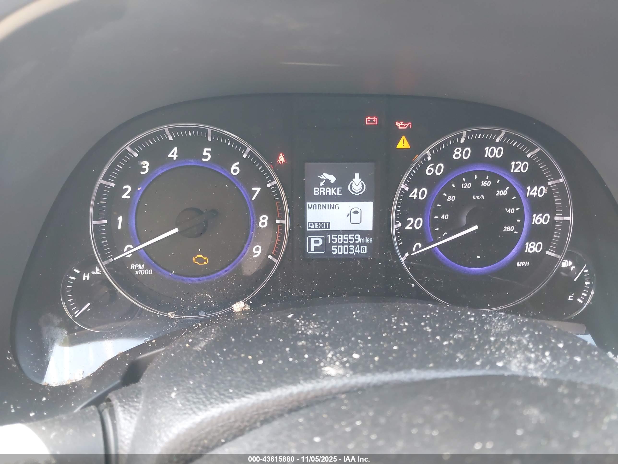 INFINITI QX70 image 7