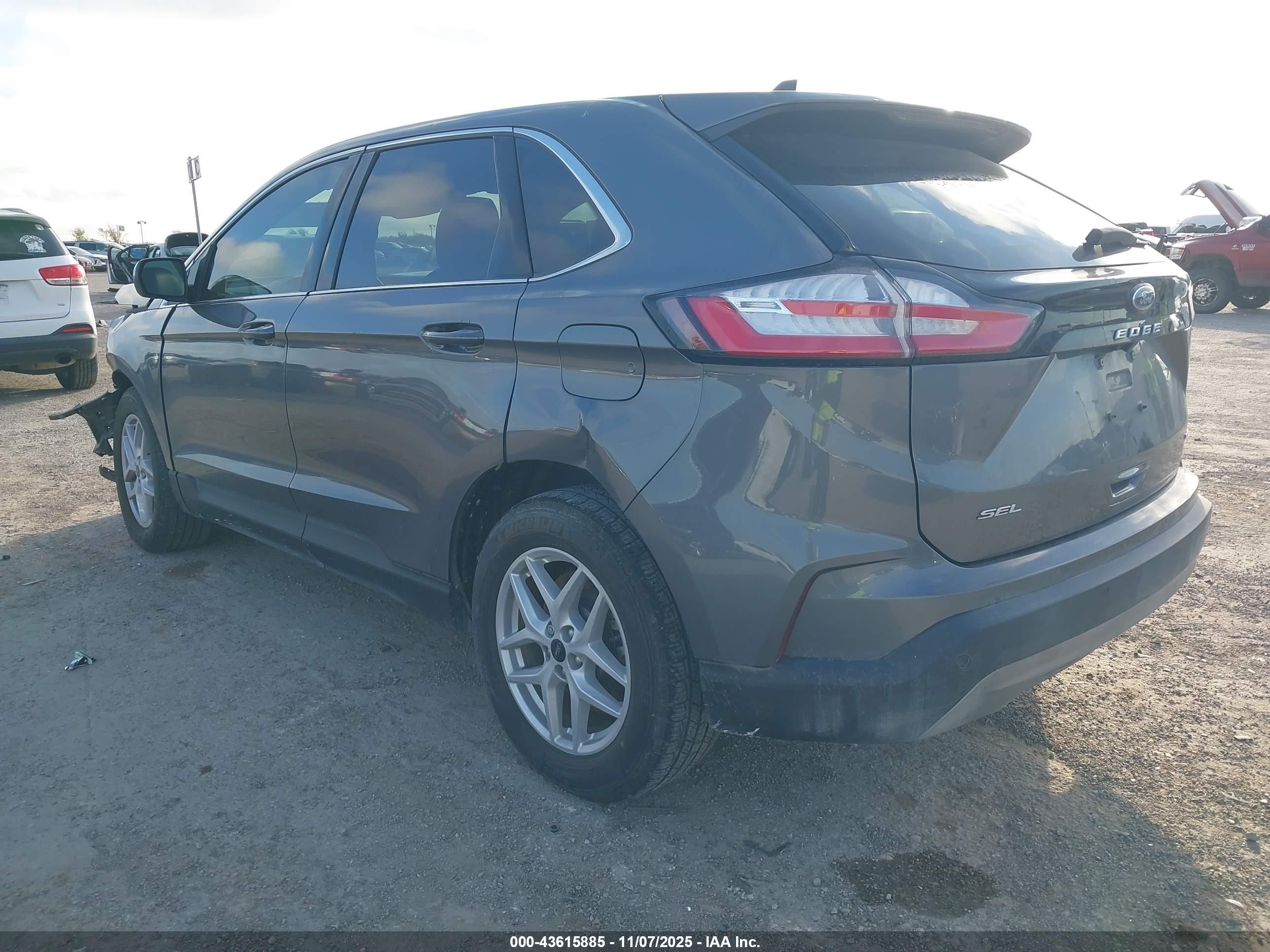 FORD EDGE image 3