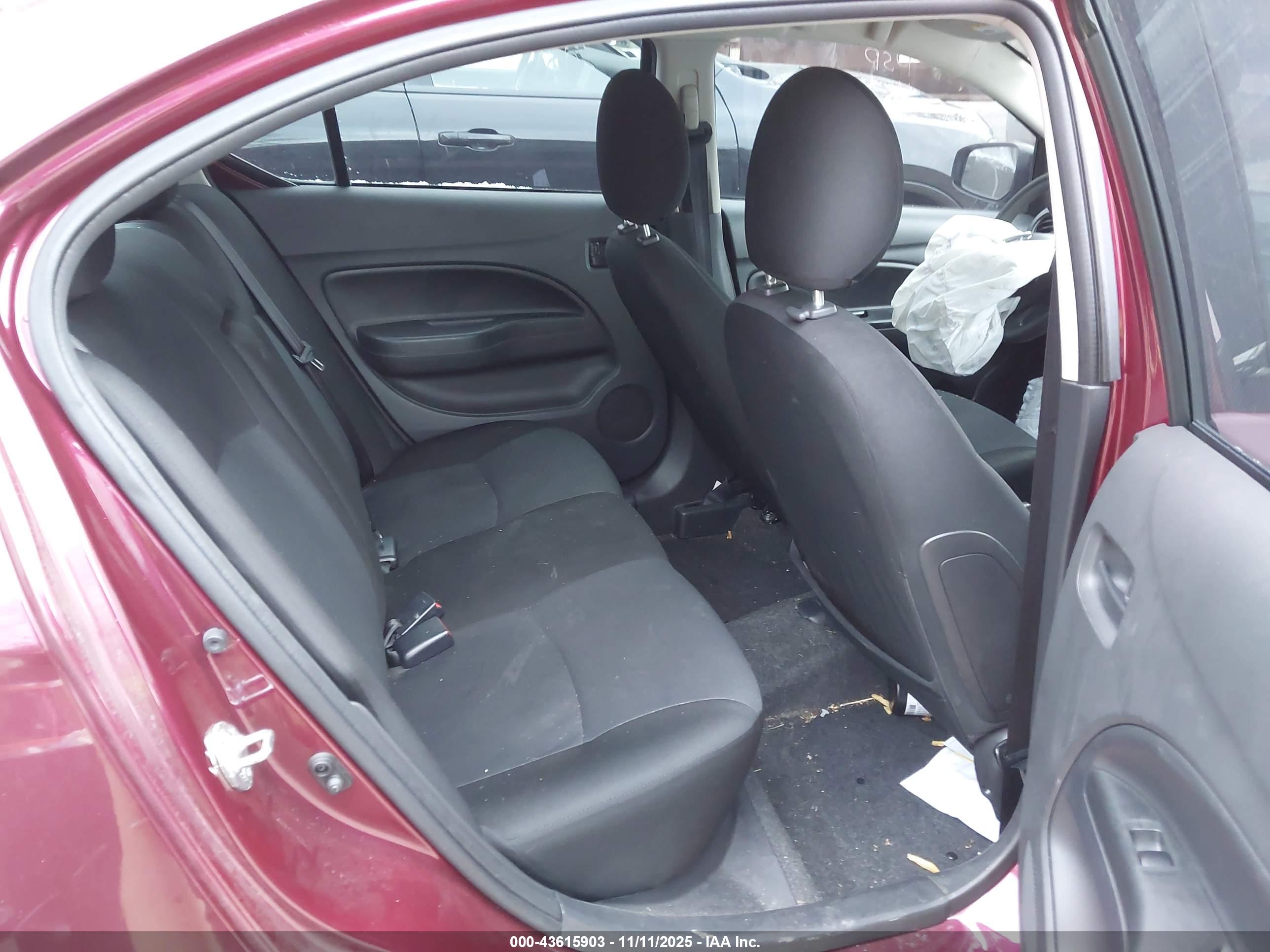 MITSUBISHI MIRAGE image 8