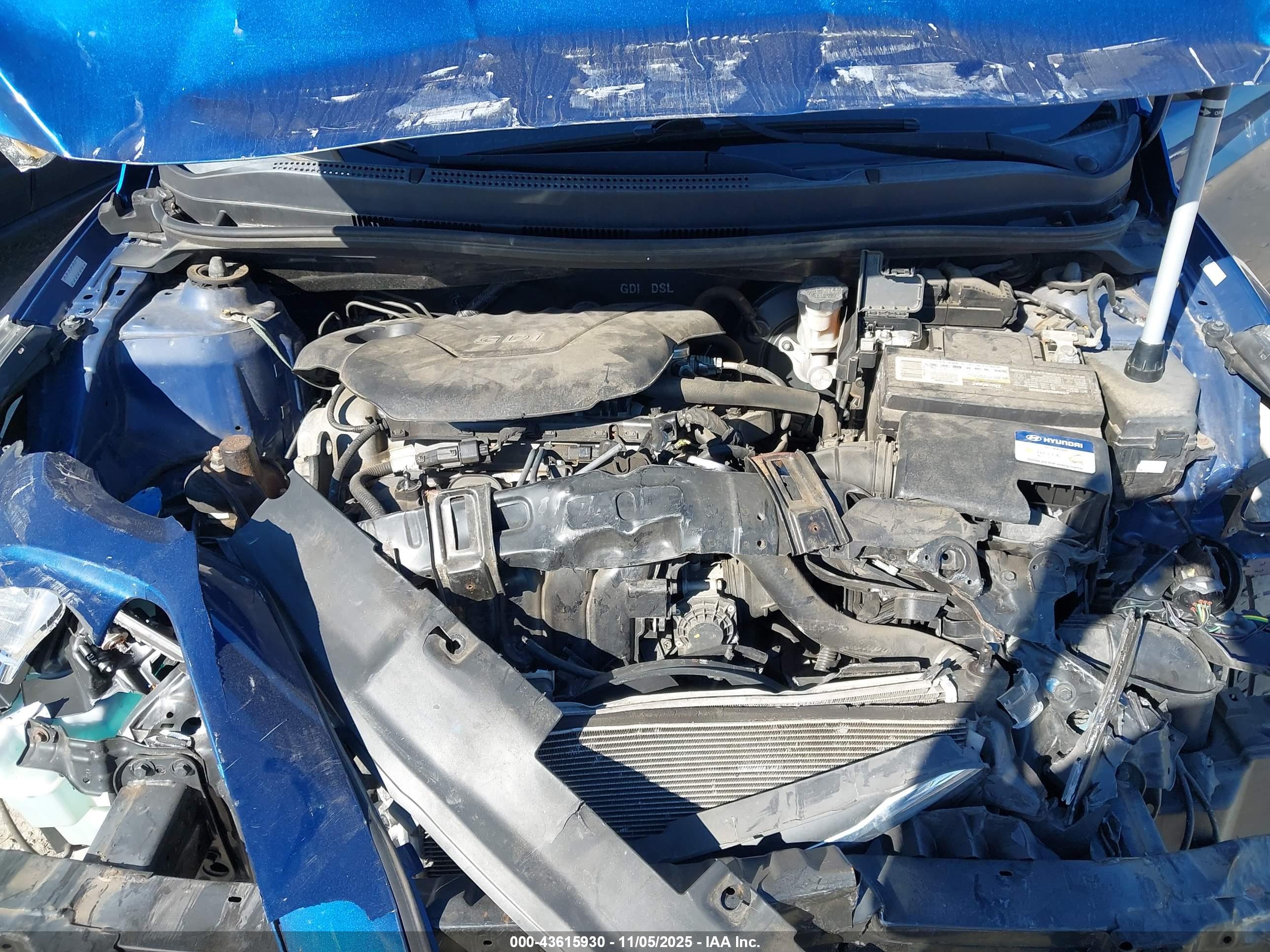 HYUNDAI ACCENT image 10
