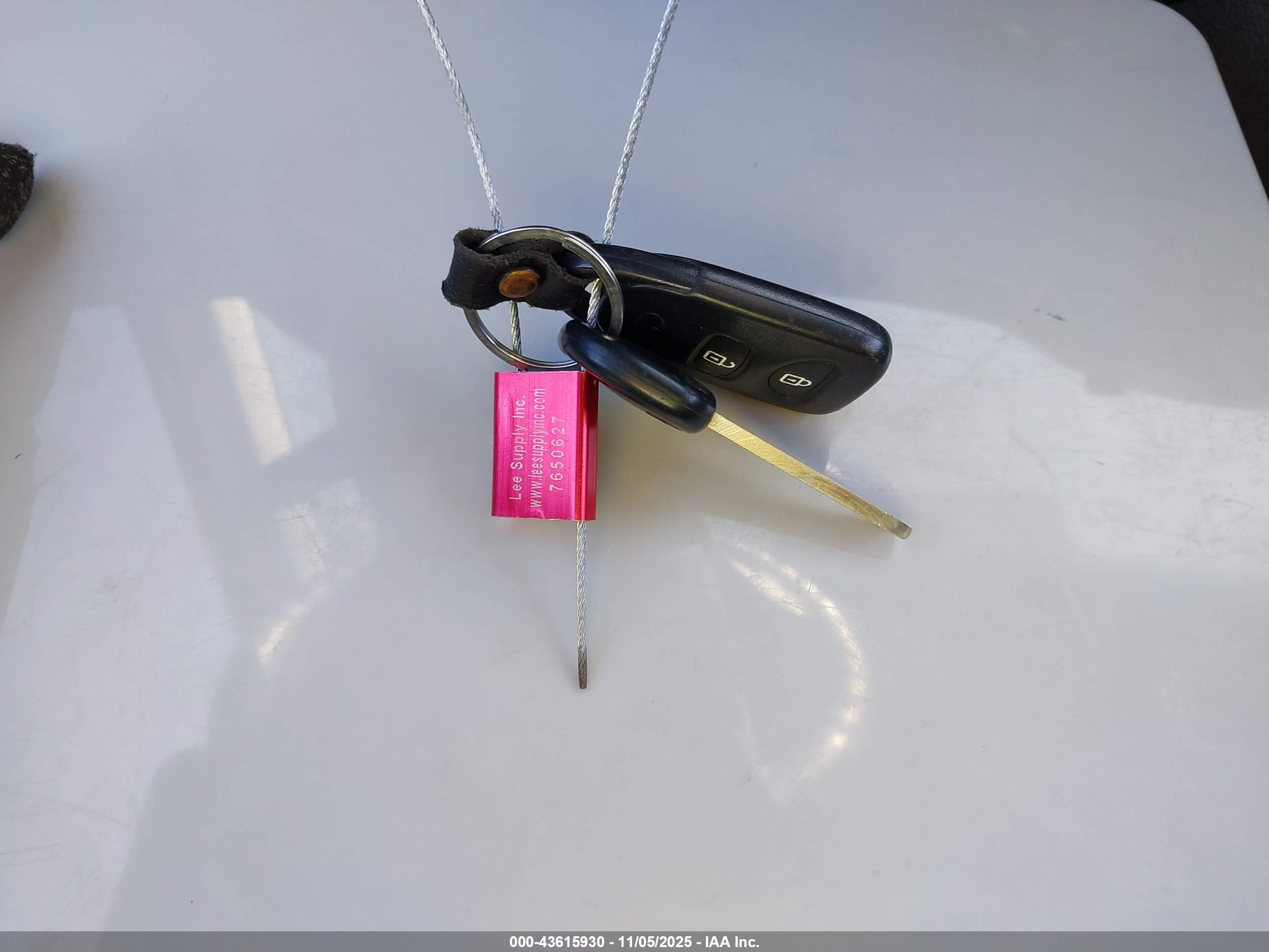 HYUNDAI ACCENT image 11