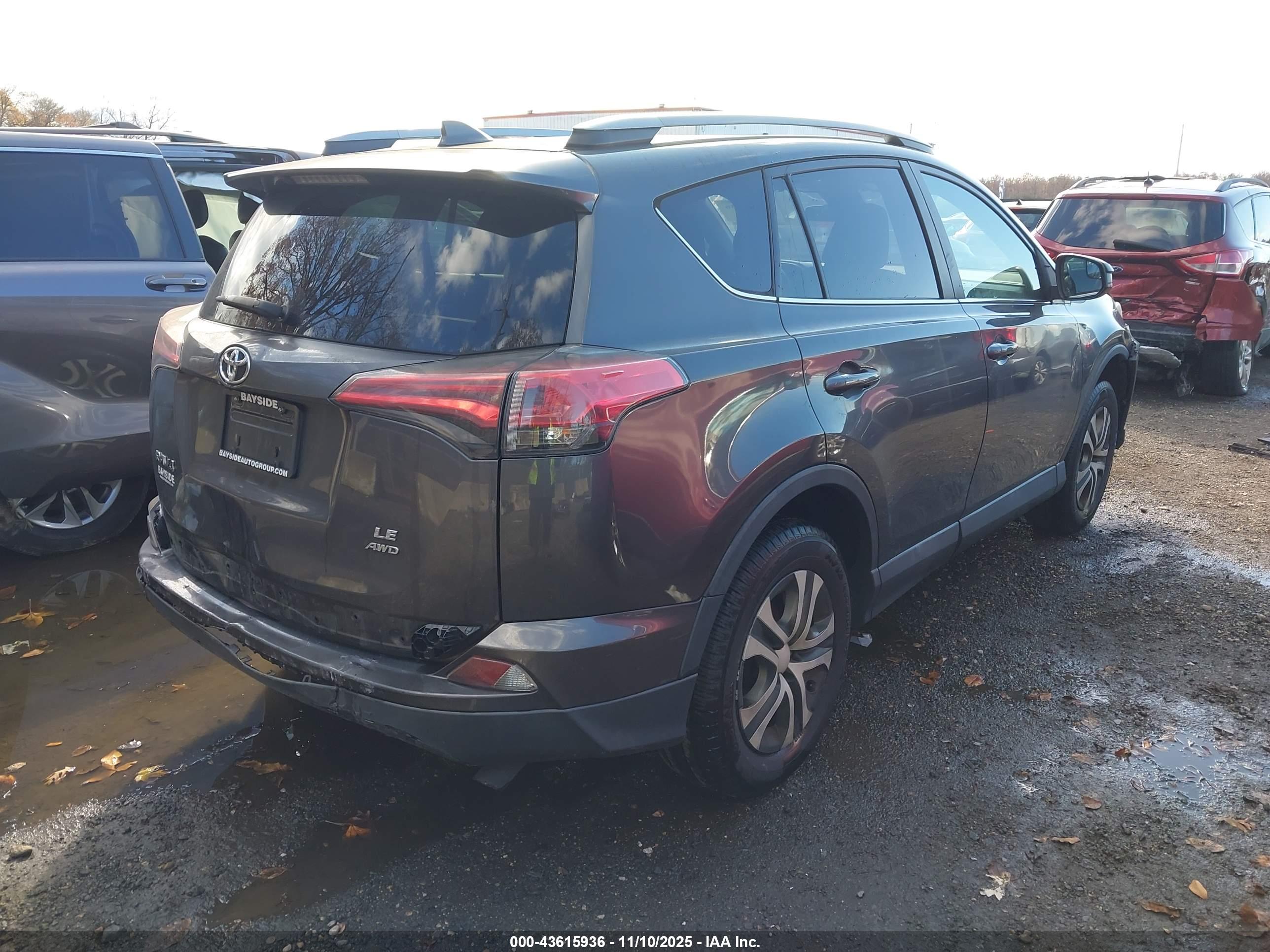 TOYOTA RAV4 image 4
