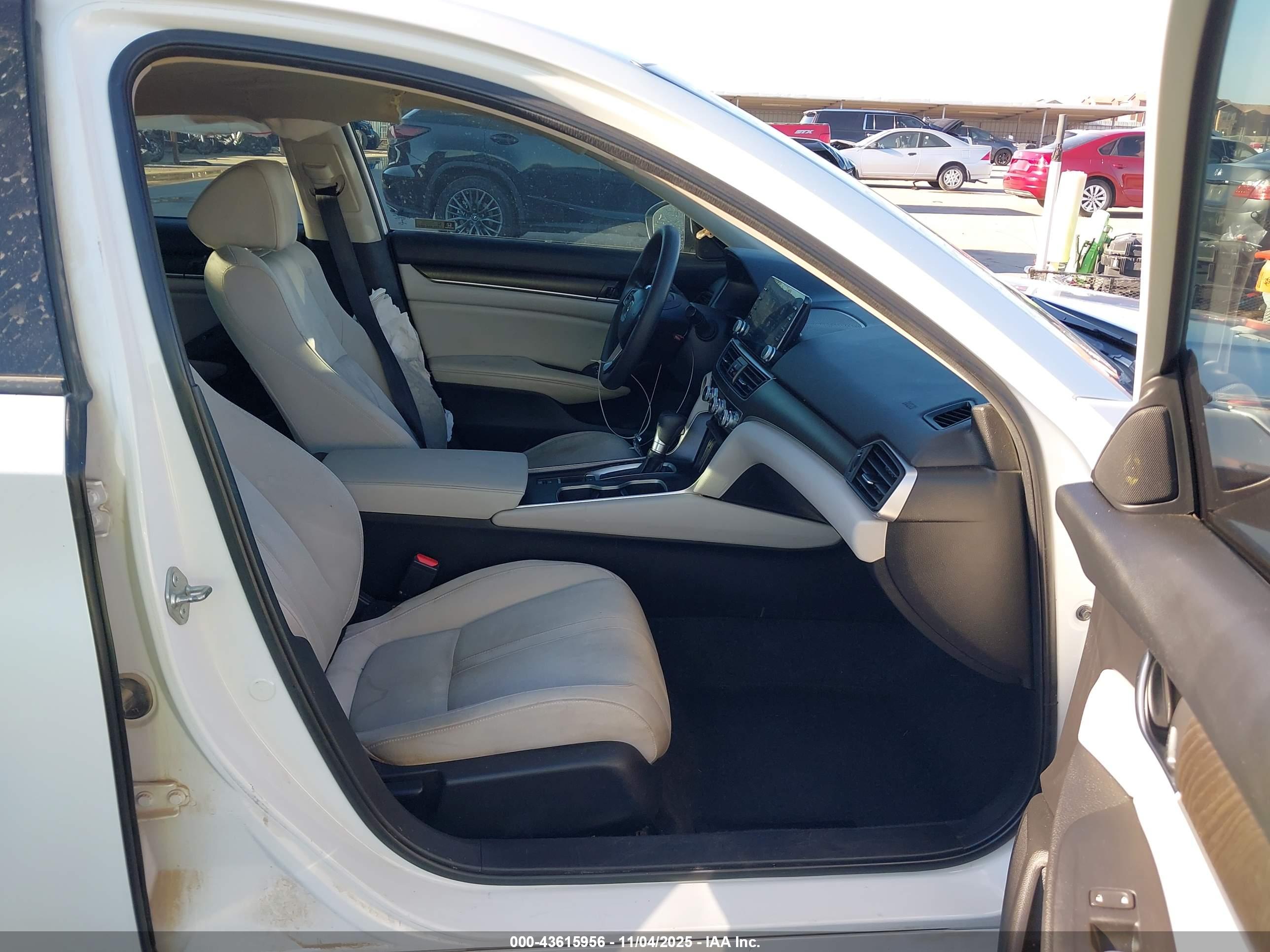HONDA ACCORD image 5