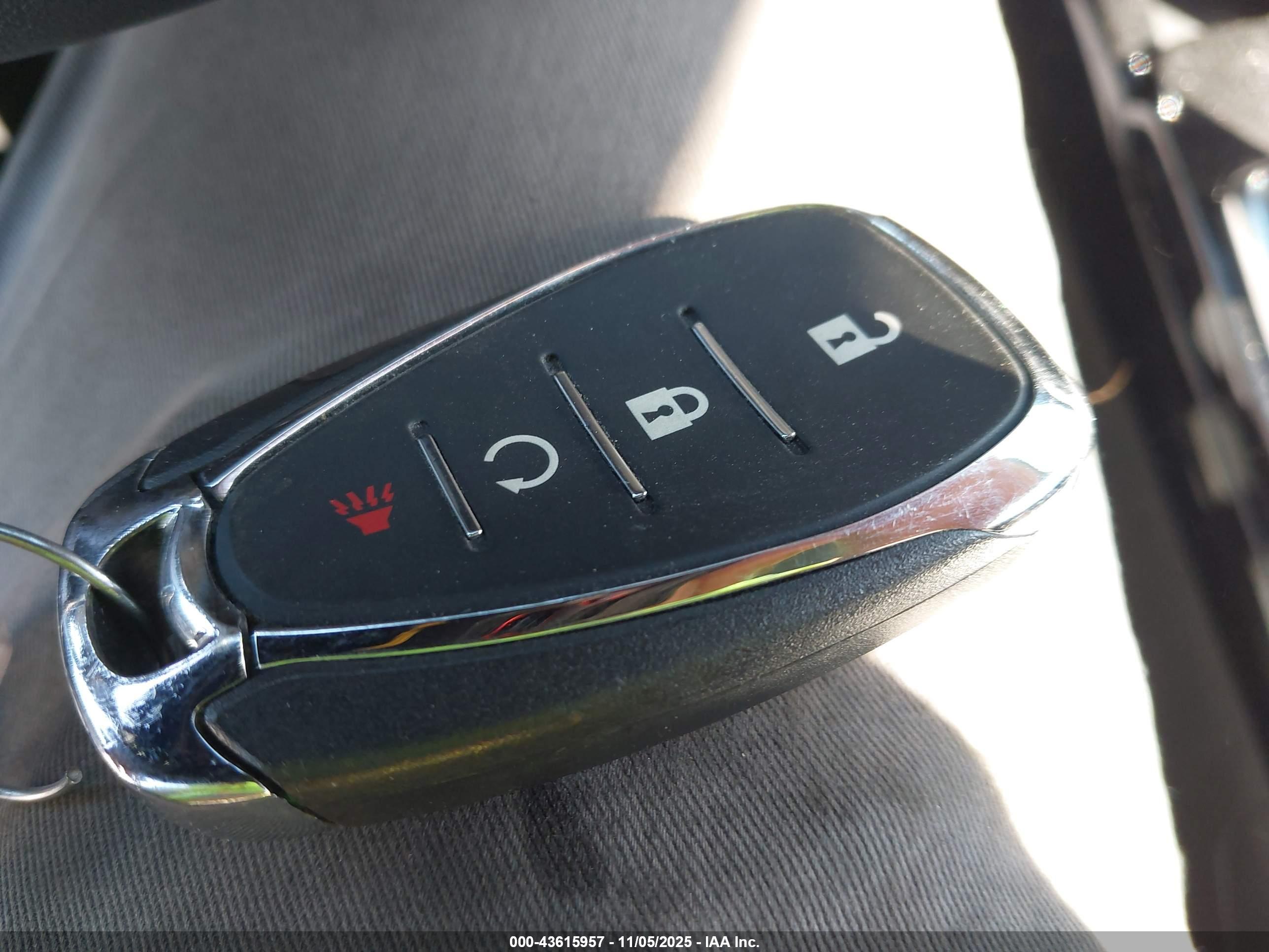 CHEVROLET TRAX image 11
