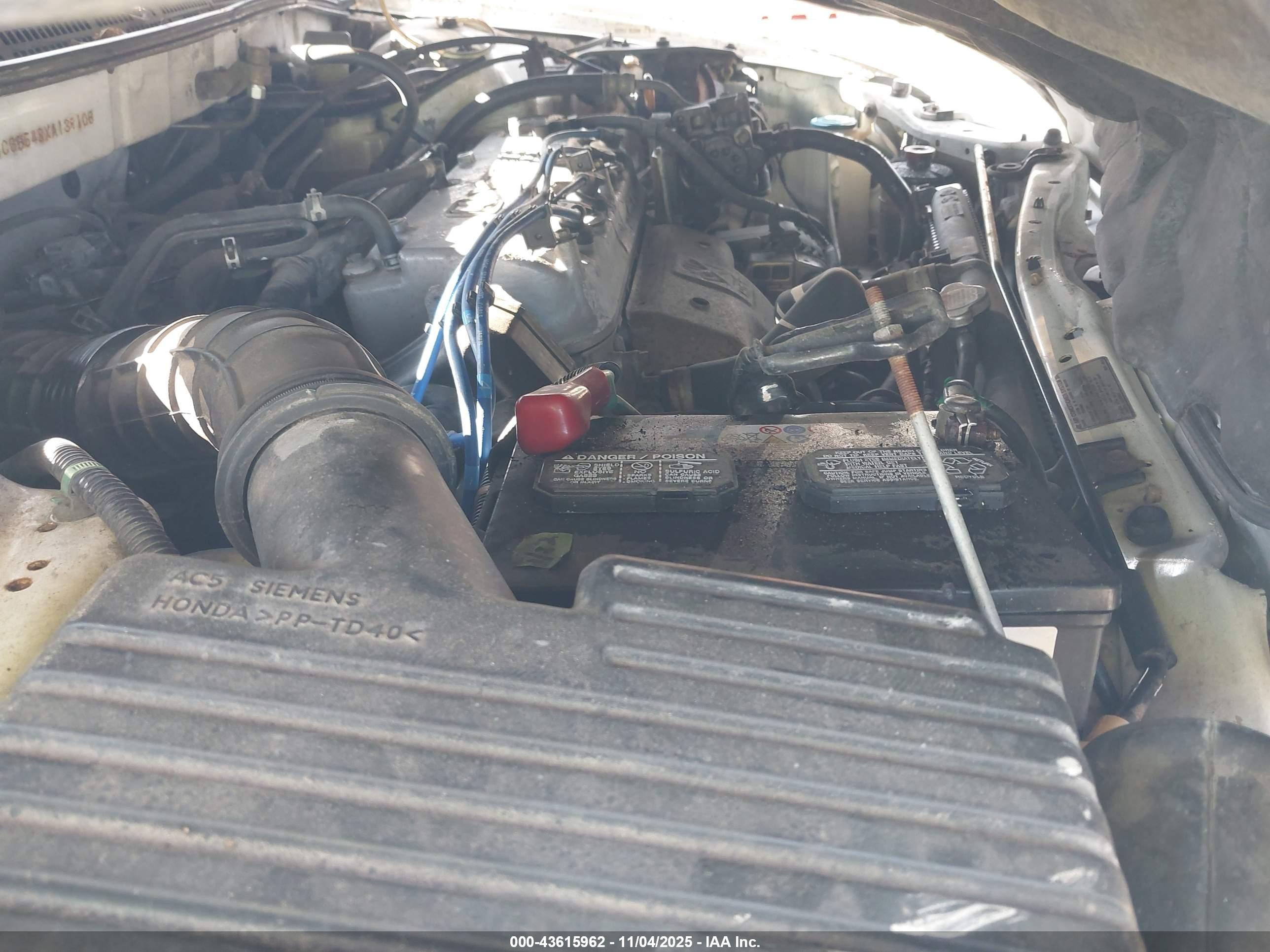 HONDA ACCORD image 10