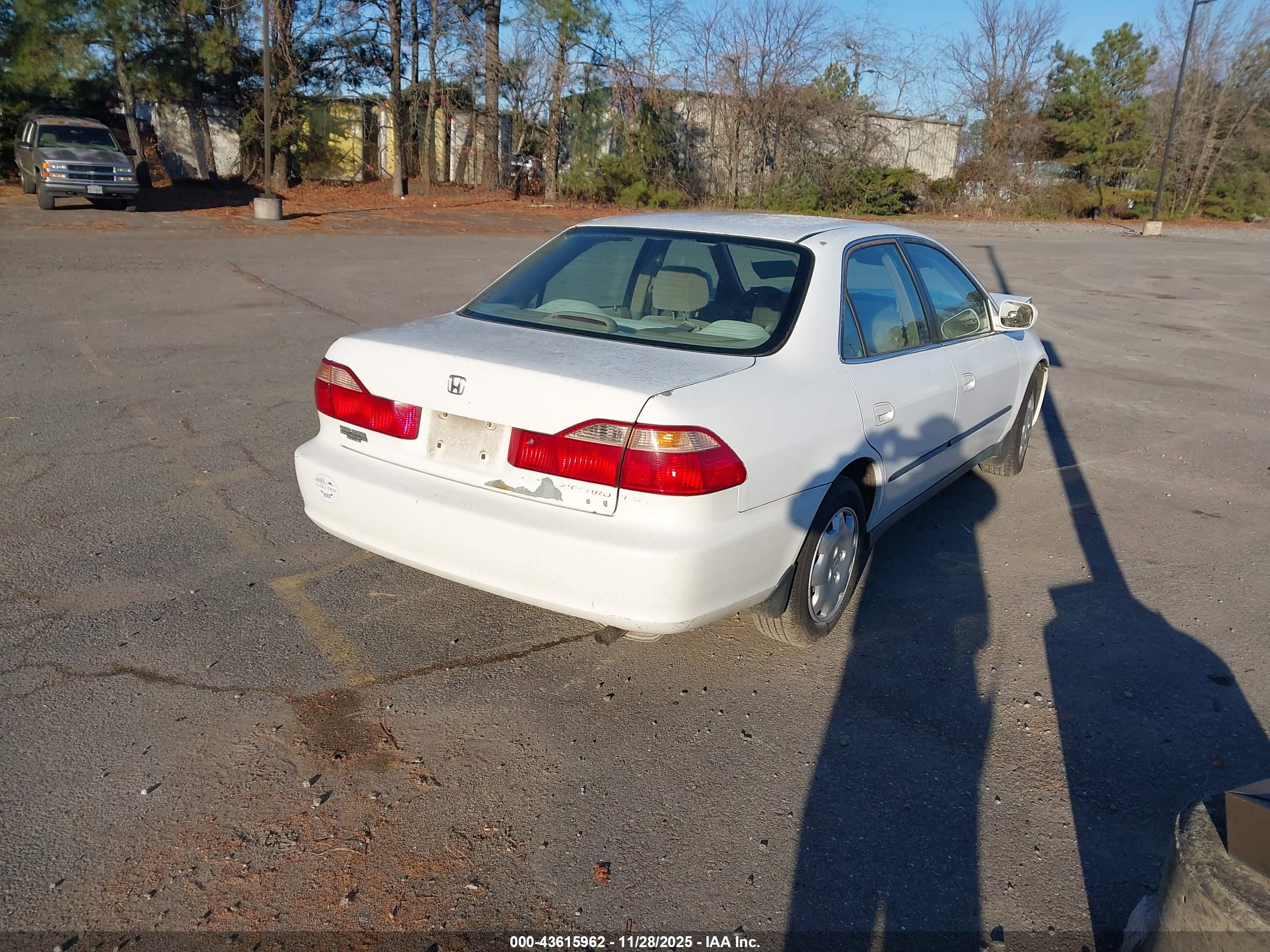 HONDA ACCORD image 4
