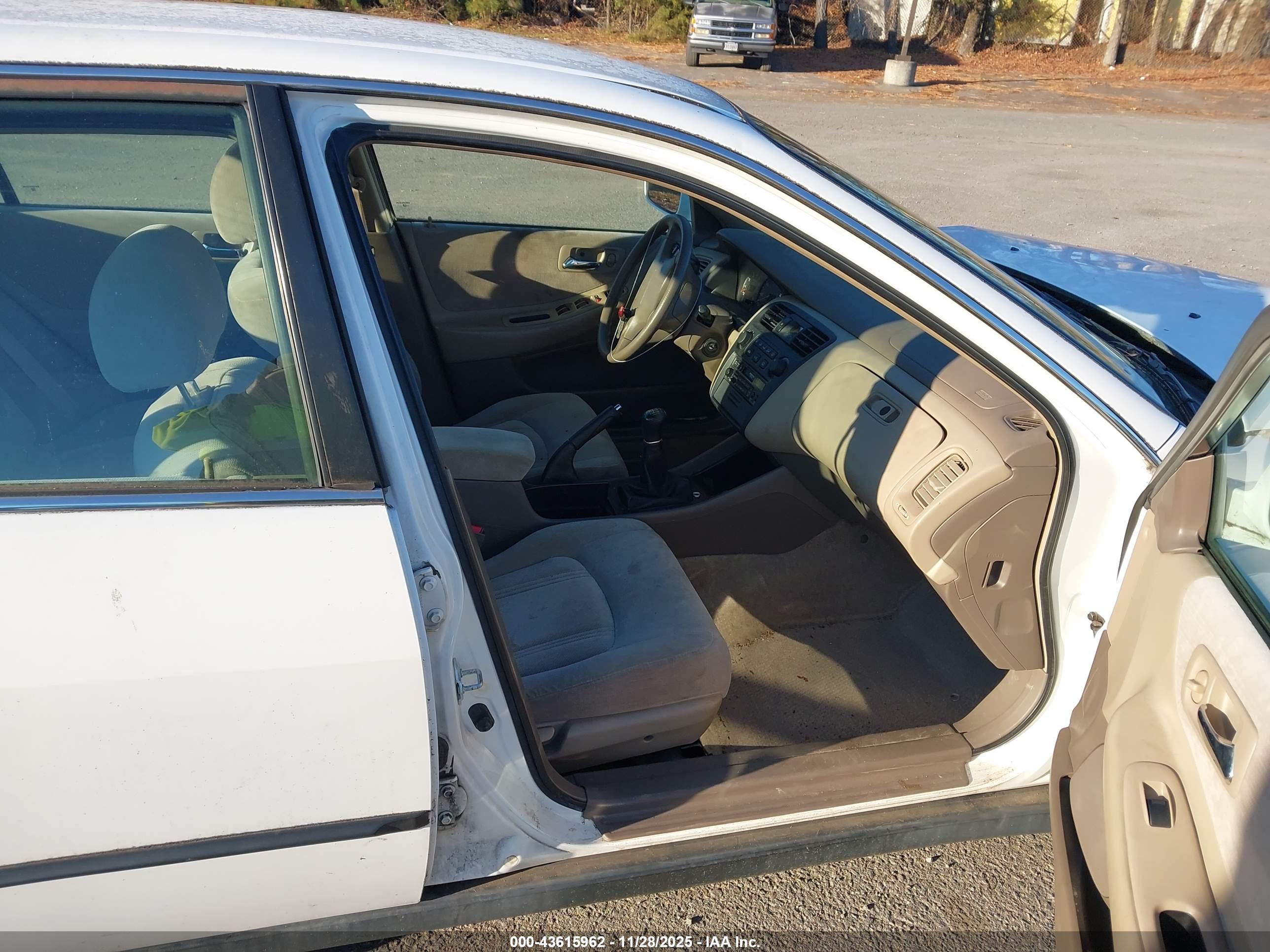 HONDA ACCORD image 5