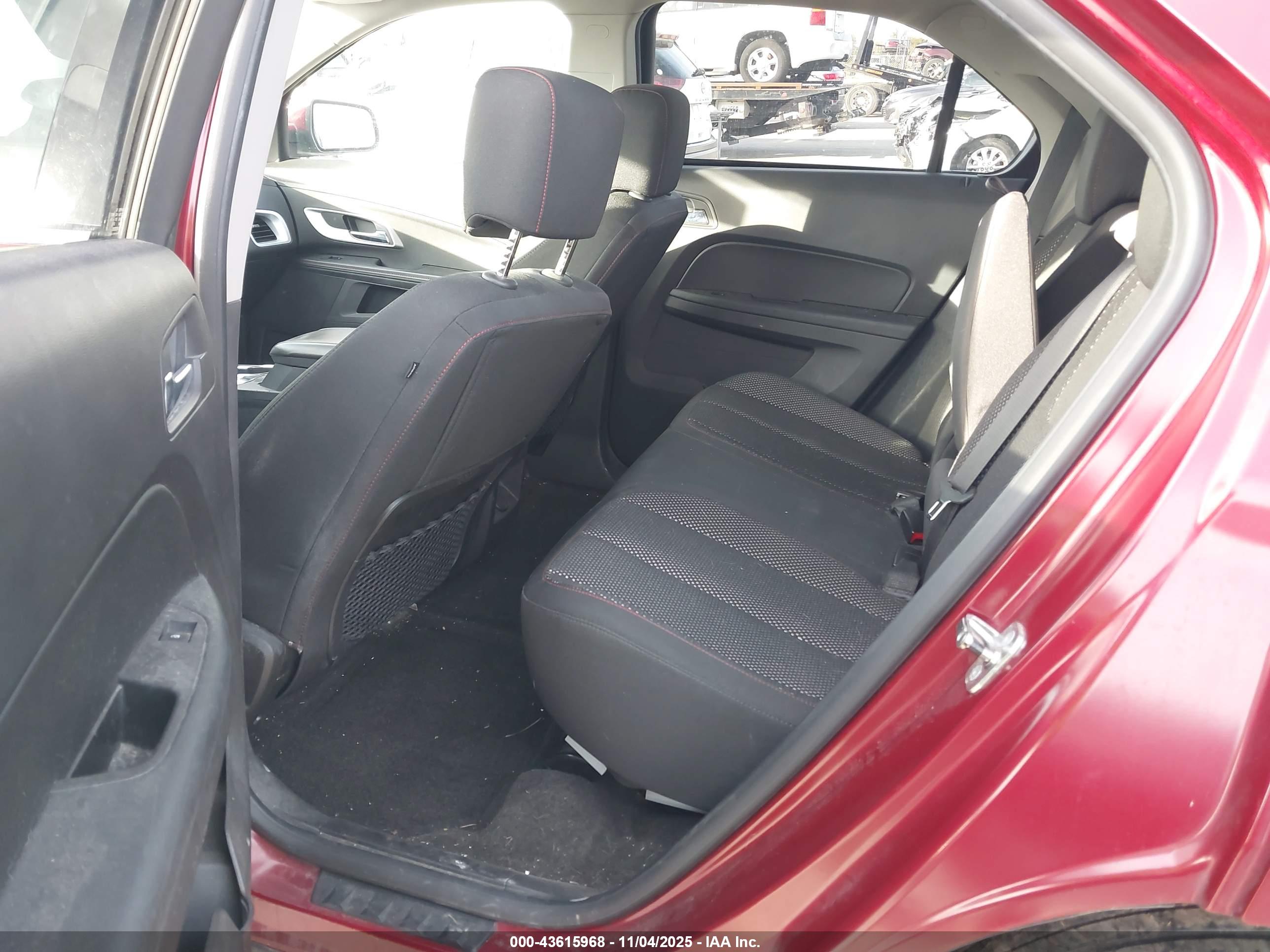 CHEVROLET EQUINOX image 8