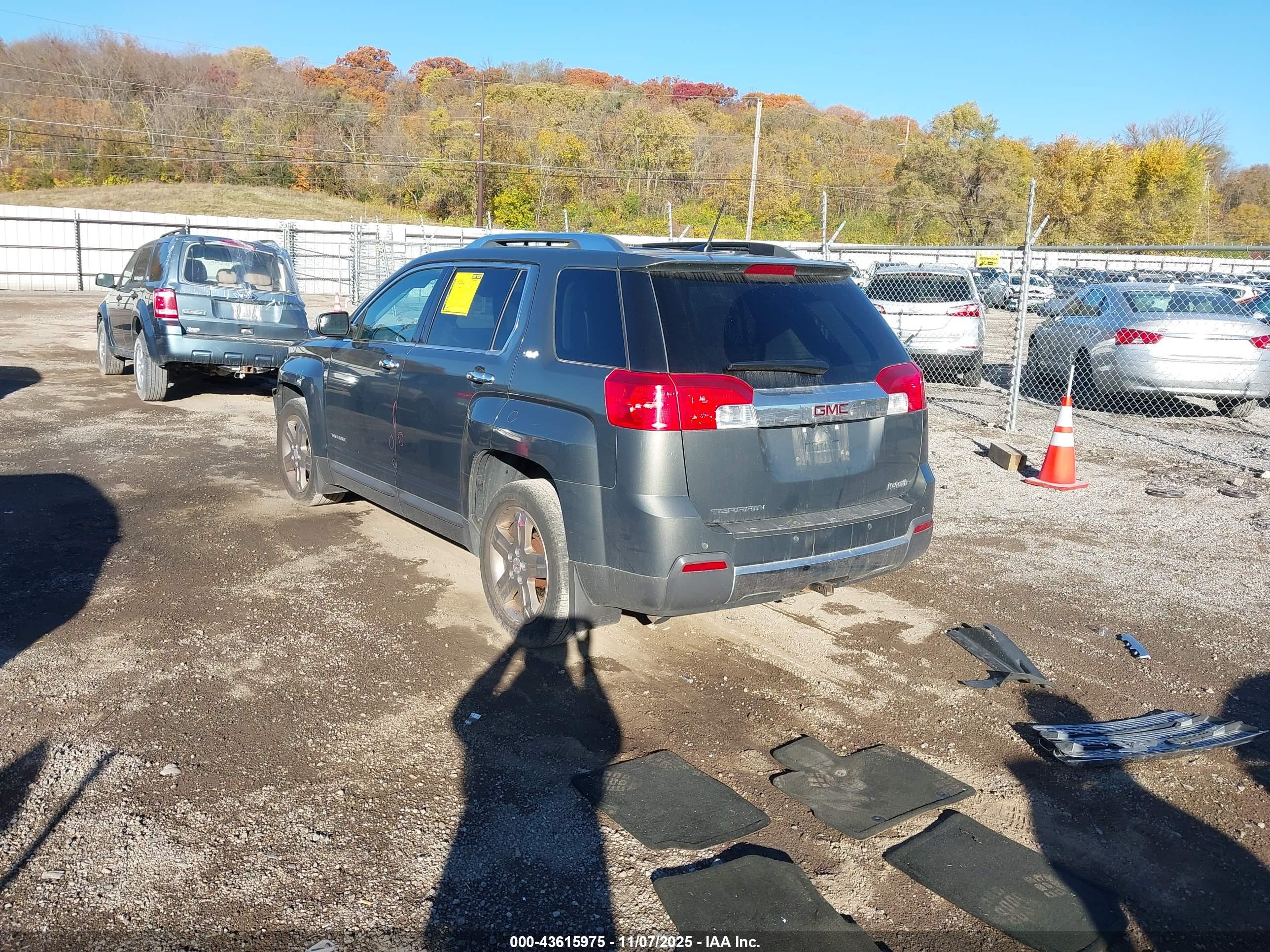 GMC TERRAIN image 3