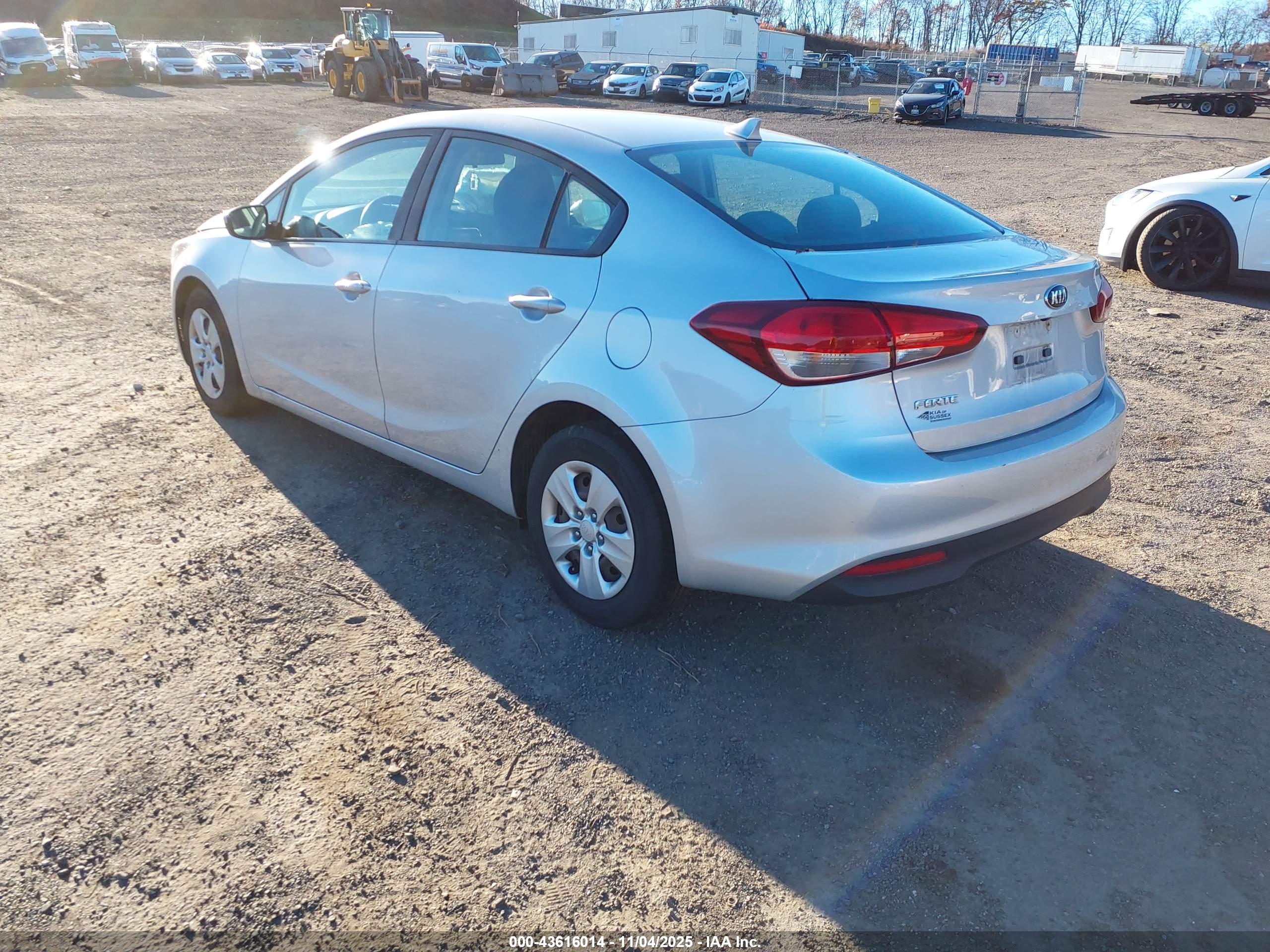 KIA FORTE image 3