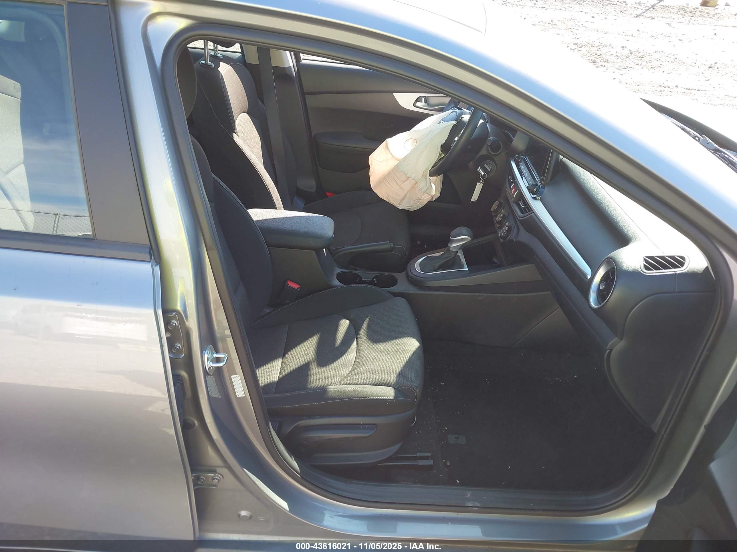 KIA FORTE image 5