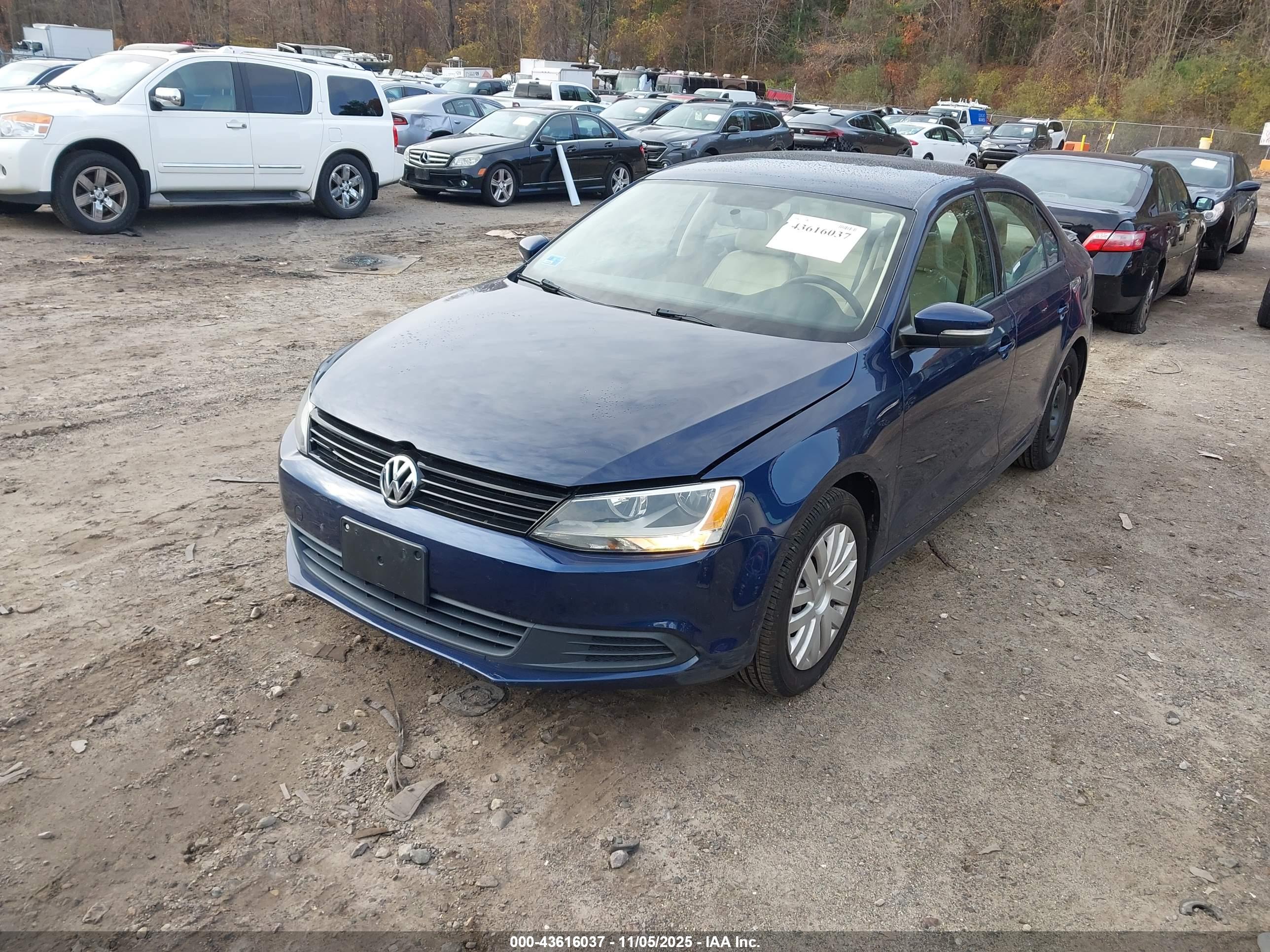 VOLKSWAGEN JETTA image 2