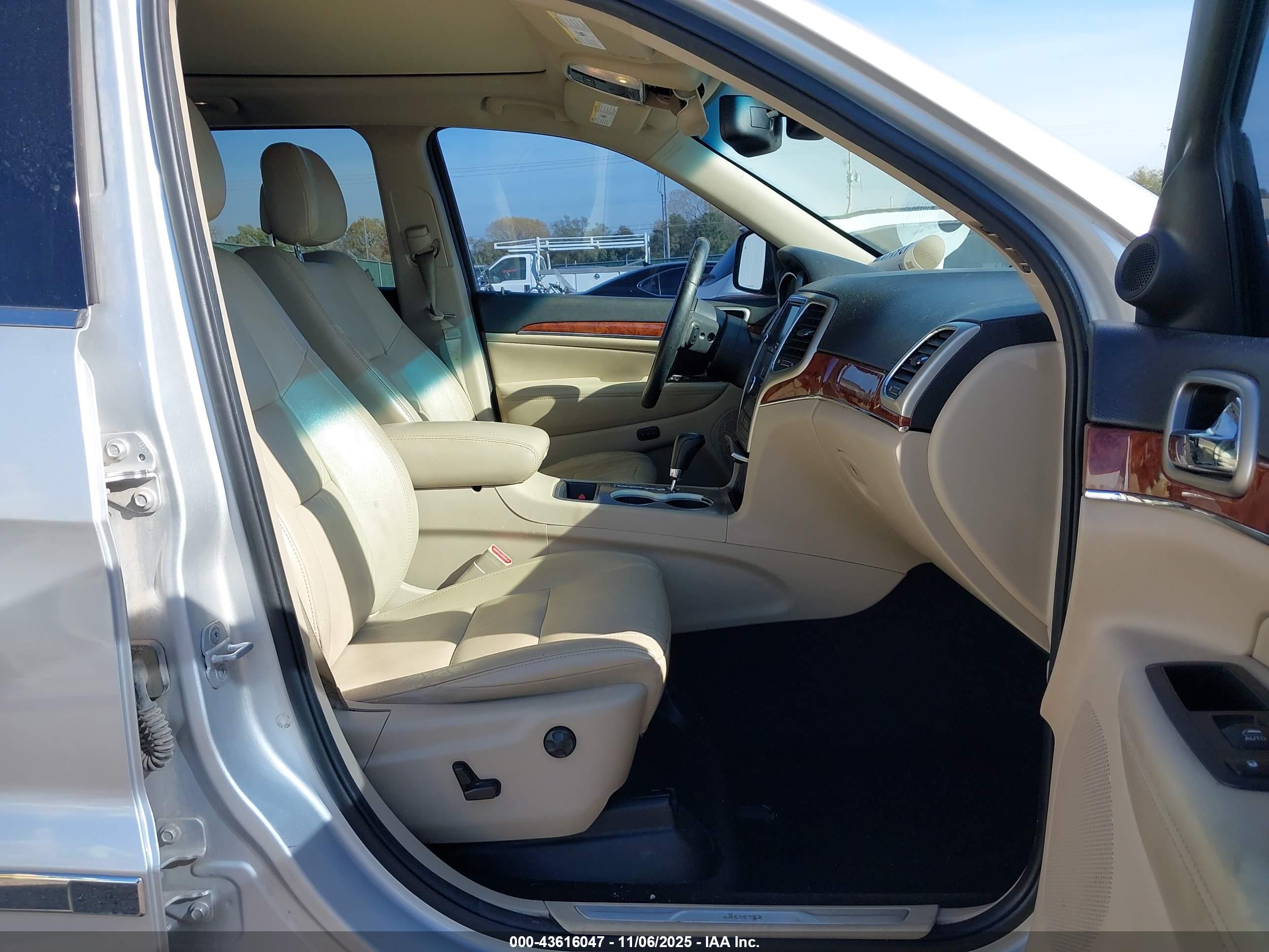 JEEP GRAND image 5